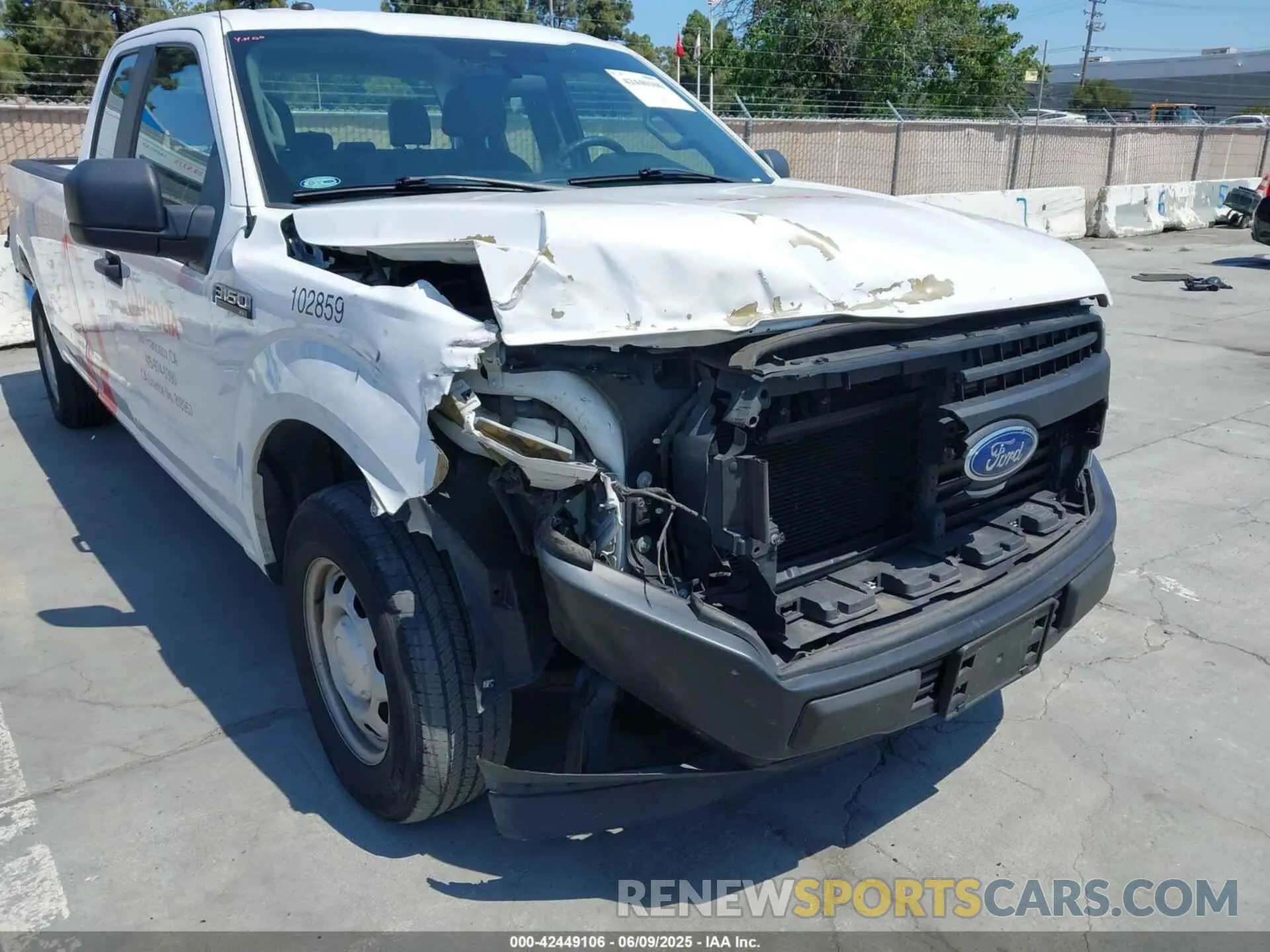 6 Фотография поврежденного автомобиля 1FTEX1C50KKC03721 FORD F-150 2019