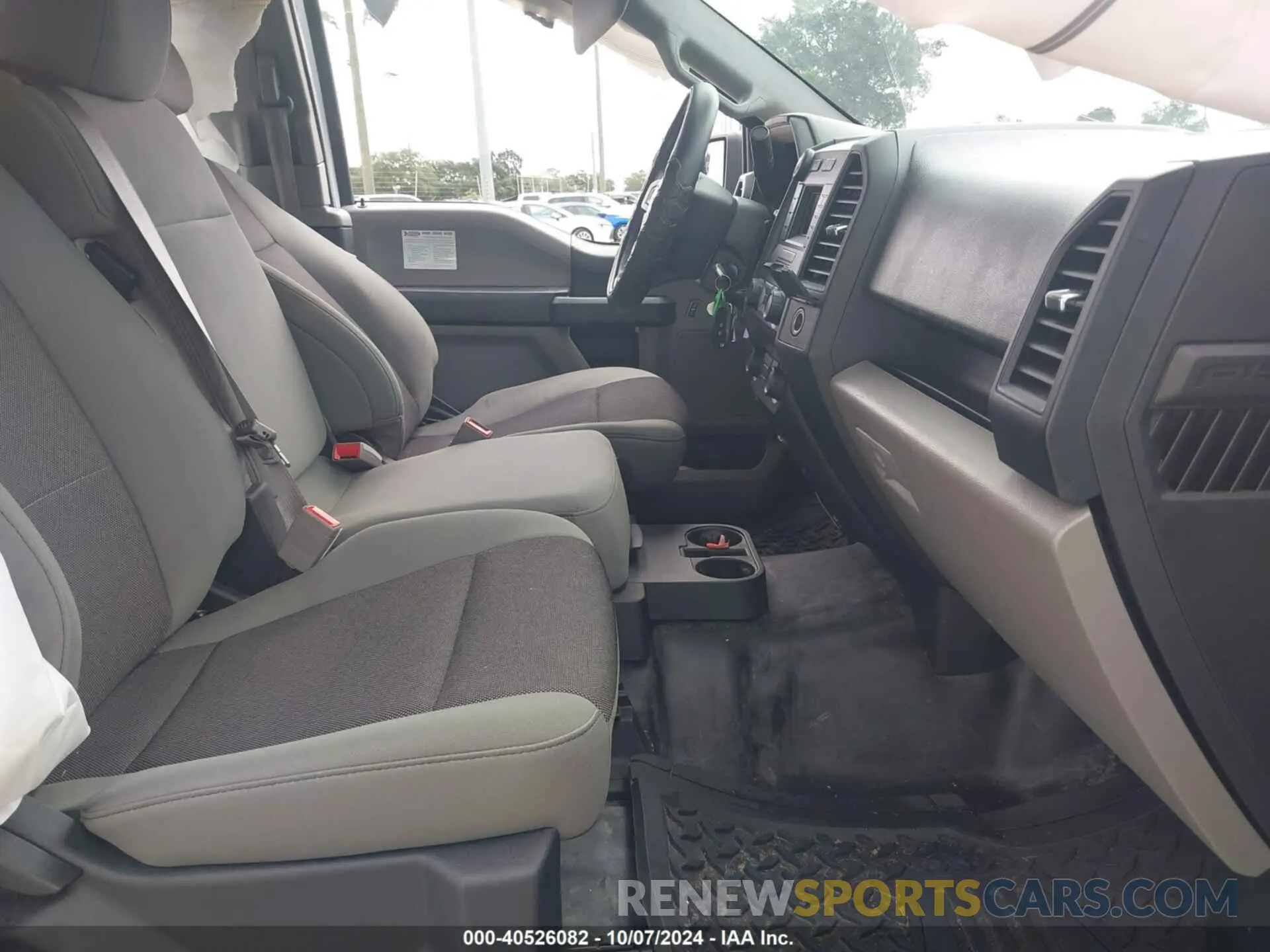 5 Photograph of a damaged car 1FTEX1CB0KKE51747 FORD F-150 2019