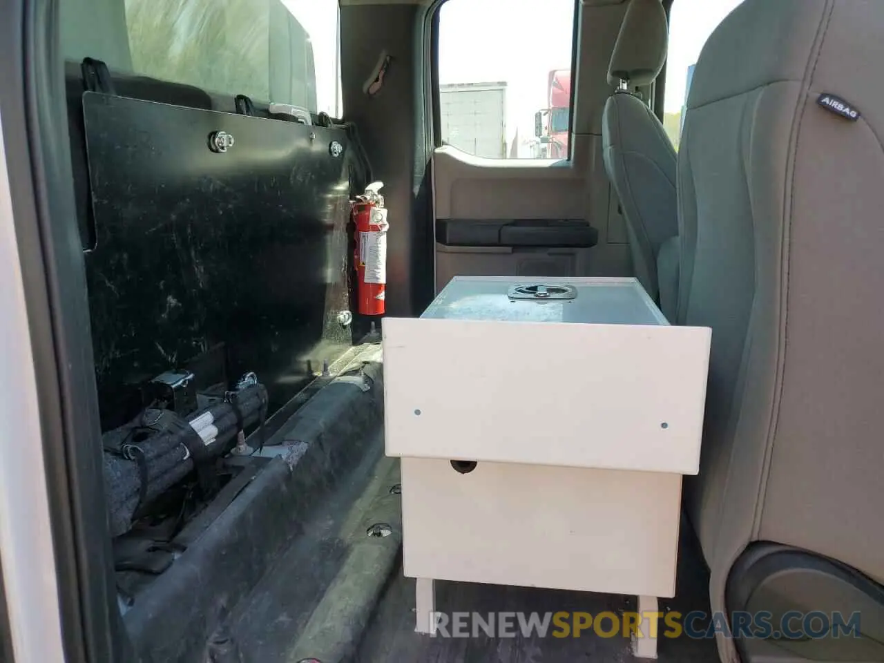 10 Фотография поврежденного автомобиля 1FTEX1CB2KKE70655 FORD F-150 2019