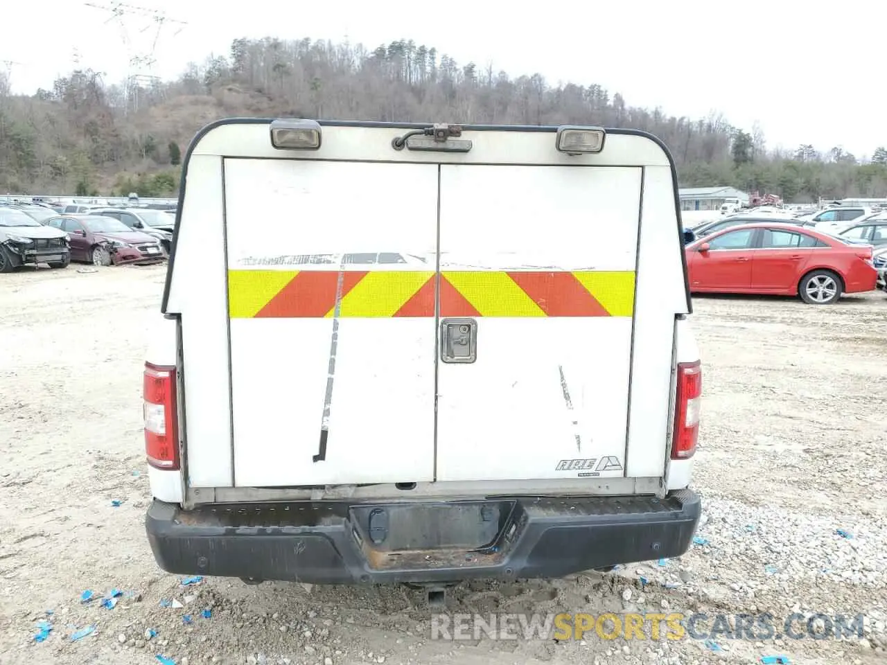 6 Photograph of a damaged car 1FTEX1CB6KKE66642 FORD F-150 2019