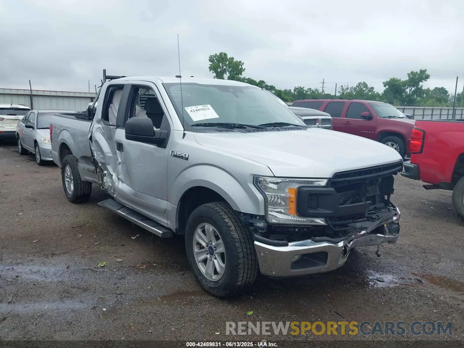 6 Photograph of a damaged car 1FTEX1CB9KKD25645 FORD F-150 2019