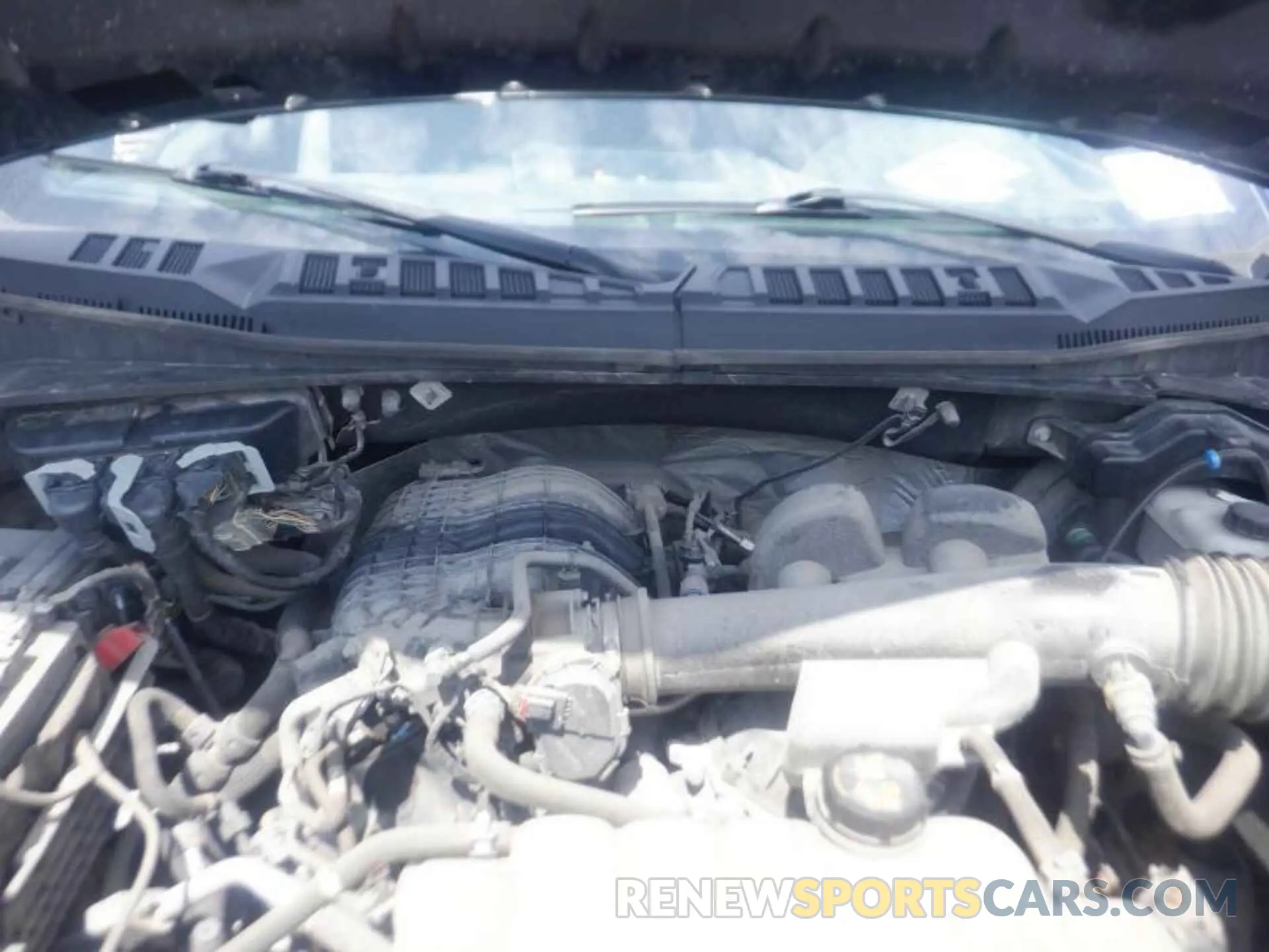 16 Photograph of a damaged car 1FTEX1EB0KFC32454 FORD F-150 2019