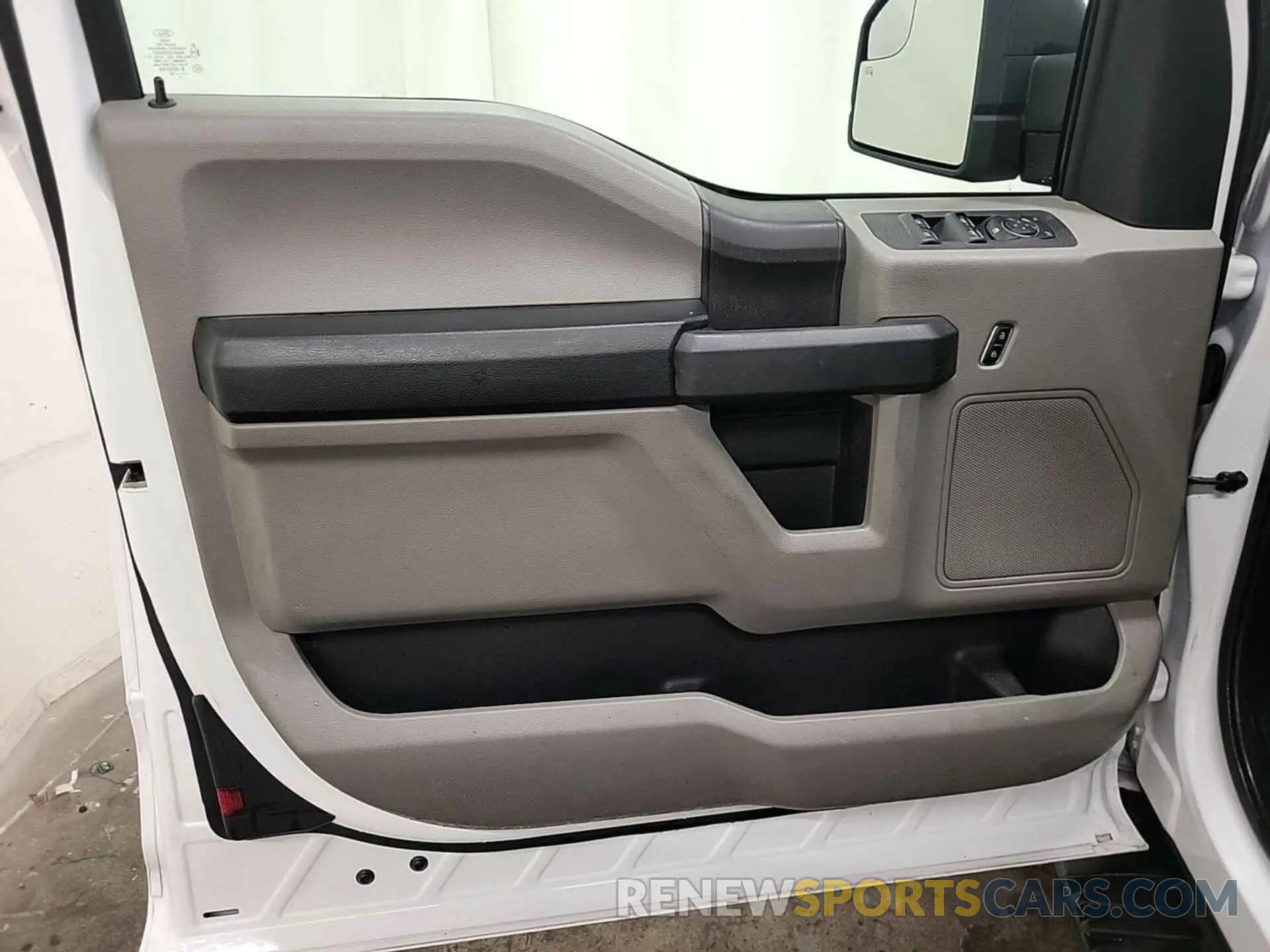 13 Фотография поврежденного автомобиля 1FTEX1EP8KKD58936 FORD F-150 2019