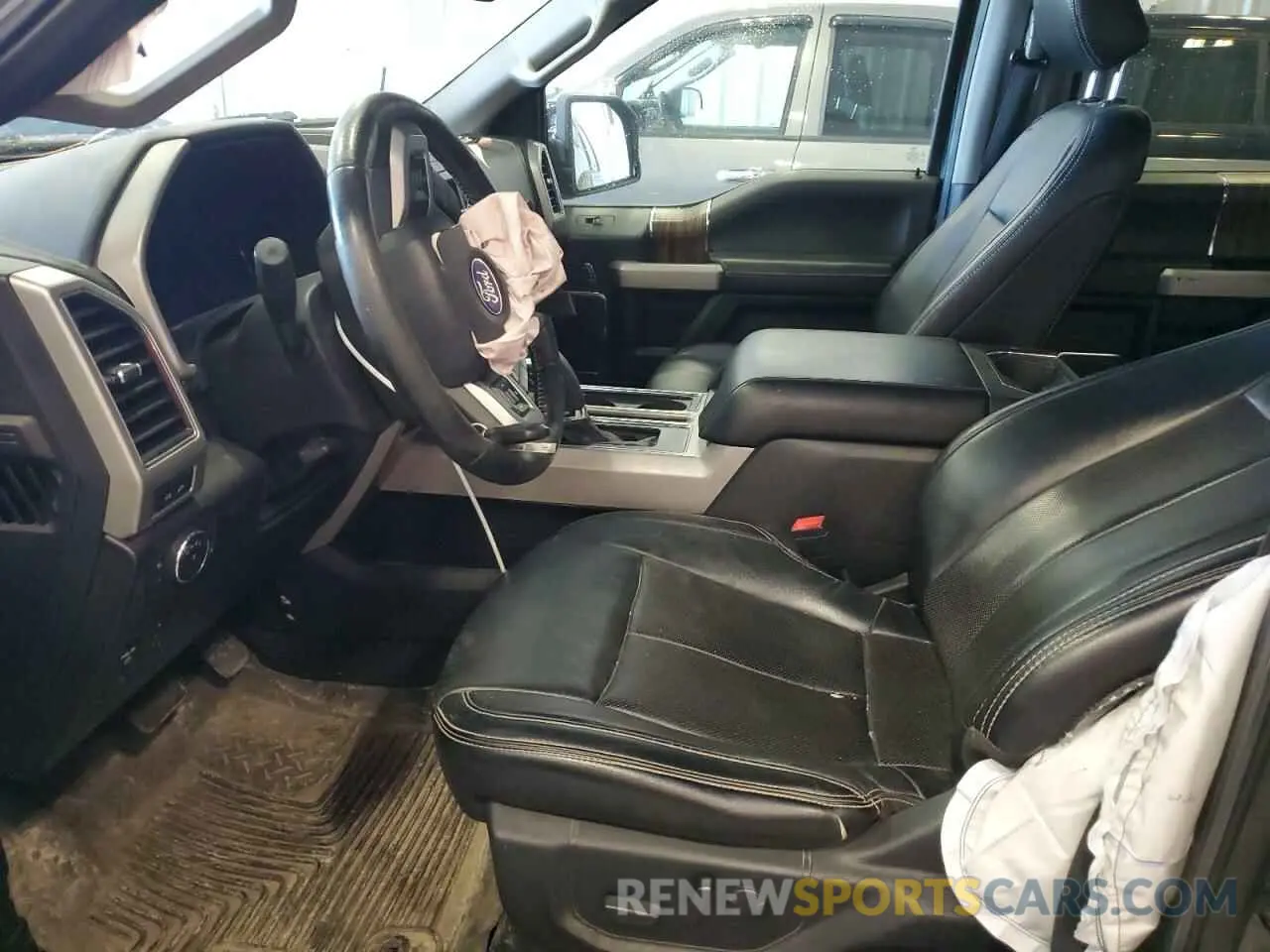 7 Photograph of a damaged car 1FTFW1E11KFB60386 FORD F-150 2019