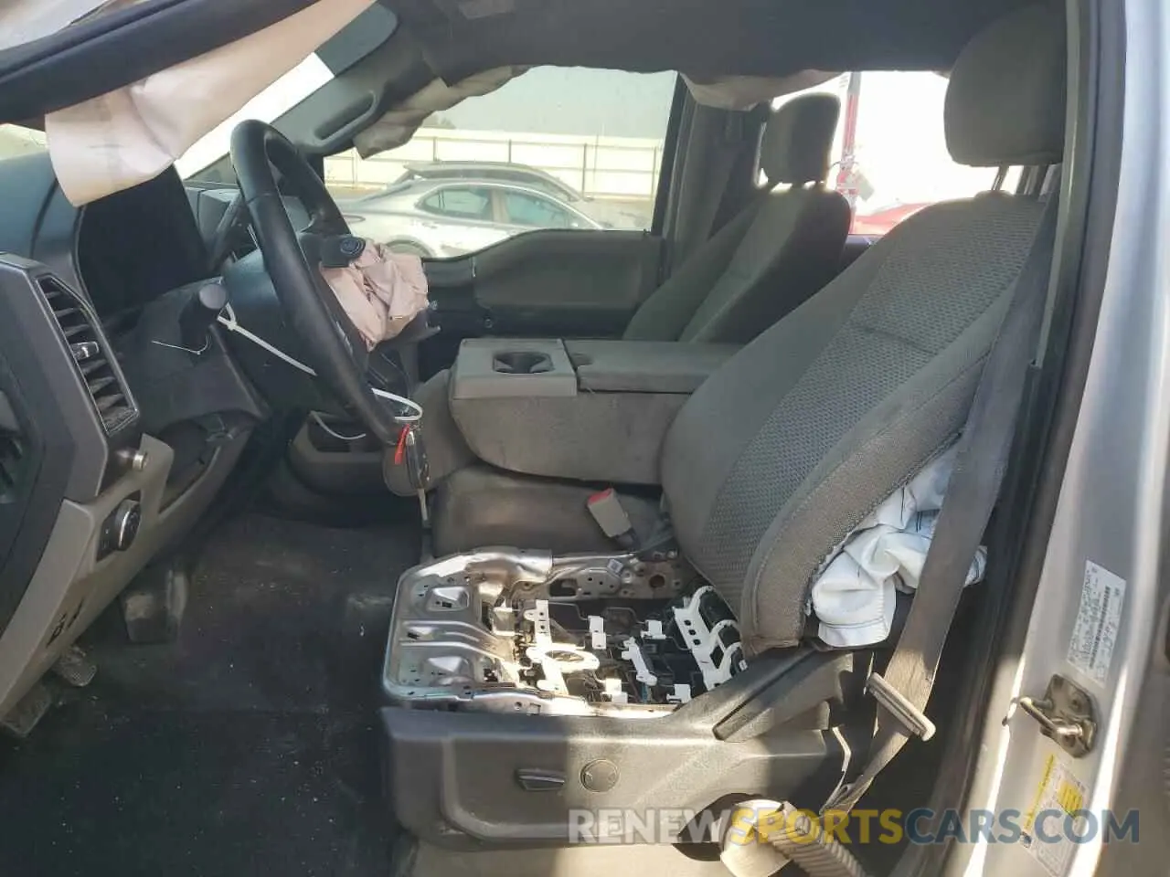 7 Photograph of a damaged car 1FTFW1E40KKD17617 FORD F-150 2019
