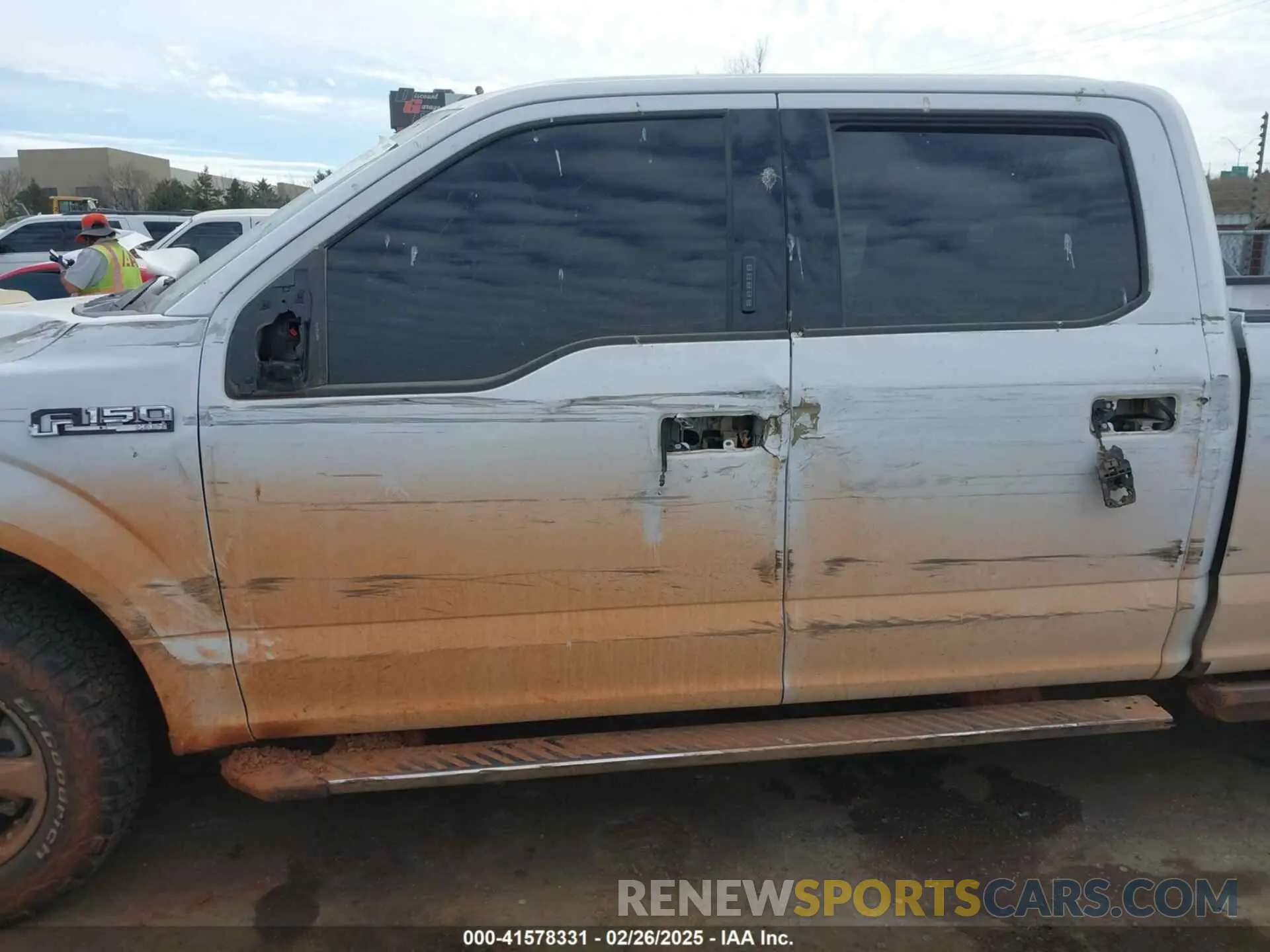14 Photograph of a damaged car 1FTFW1E43KKE83114 FORD F-150 2019
