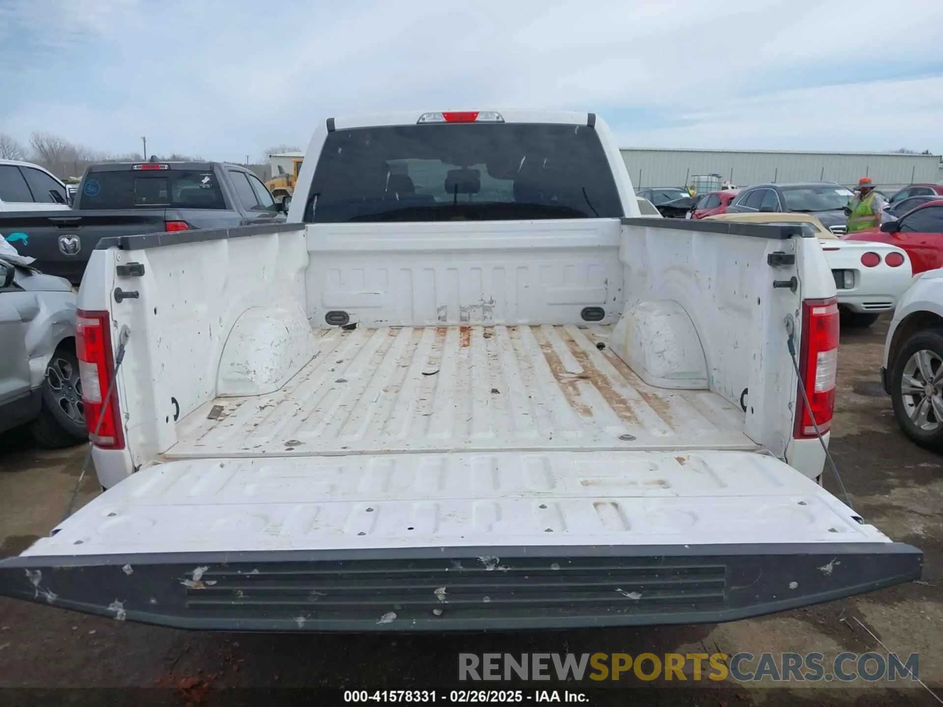 16 Photograph of a damaged car 1FTFW1E43KKE83114 FORD F-150 2019