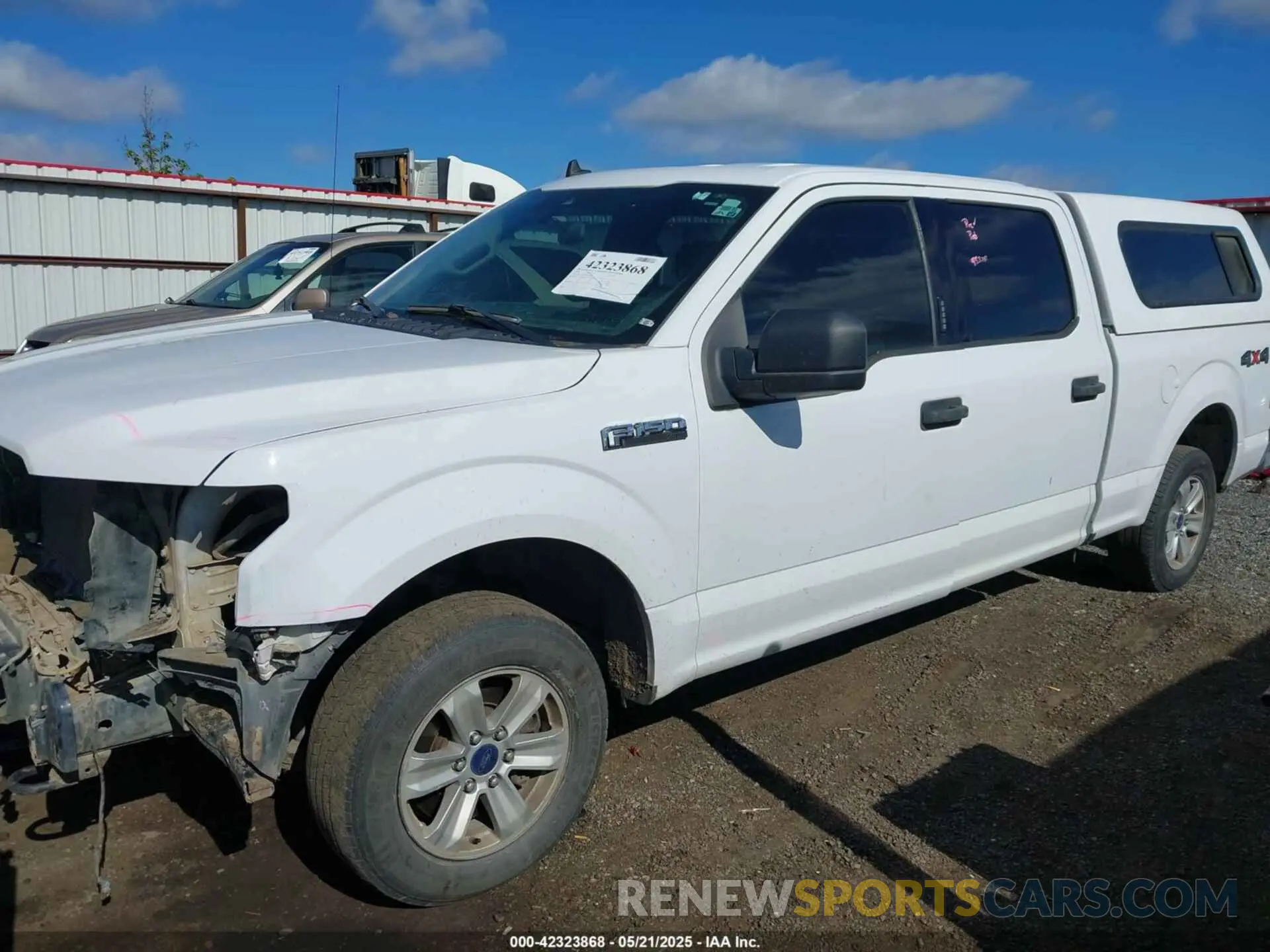 2 Photograph of a damaged car 1FTFW1E4XKKD39589 FORD F-150 2019