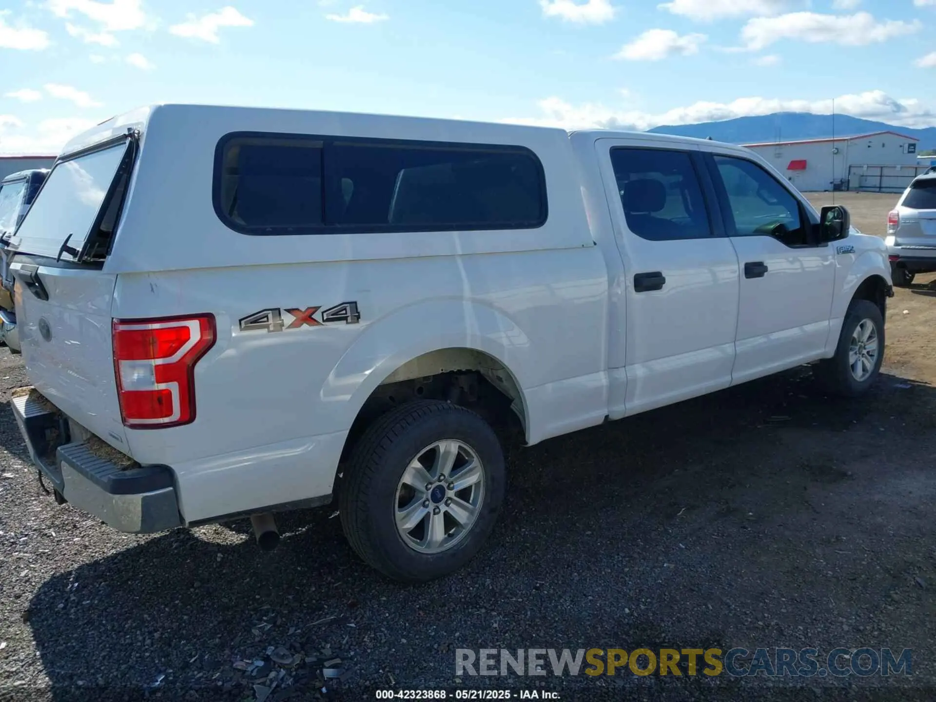 4 Photograph of a damaged car 1FTFW1E4XKKD39589 FORD F-150 2019