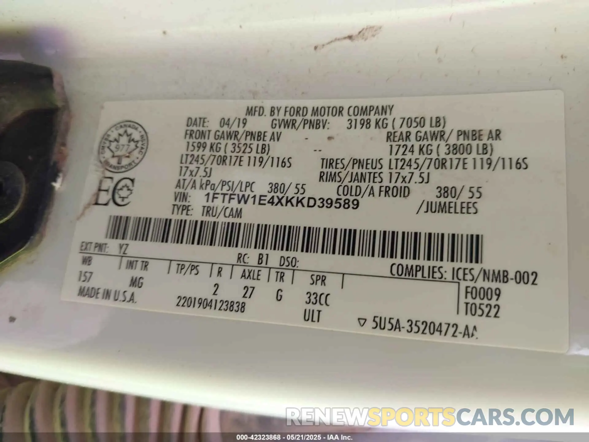 9 Photograph of a damaged car 1FTFW1E4XKKD39589 FORD F-150 2019