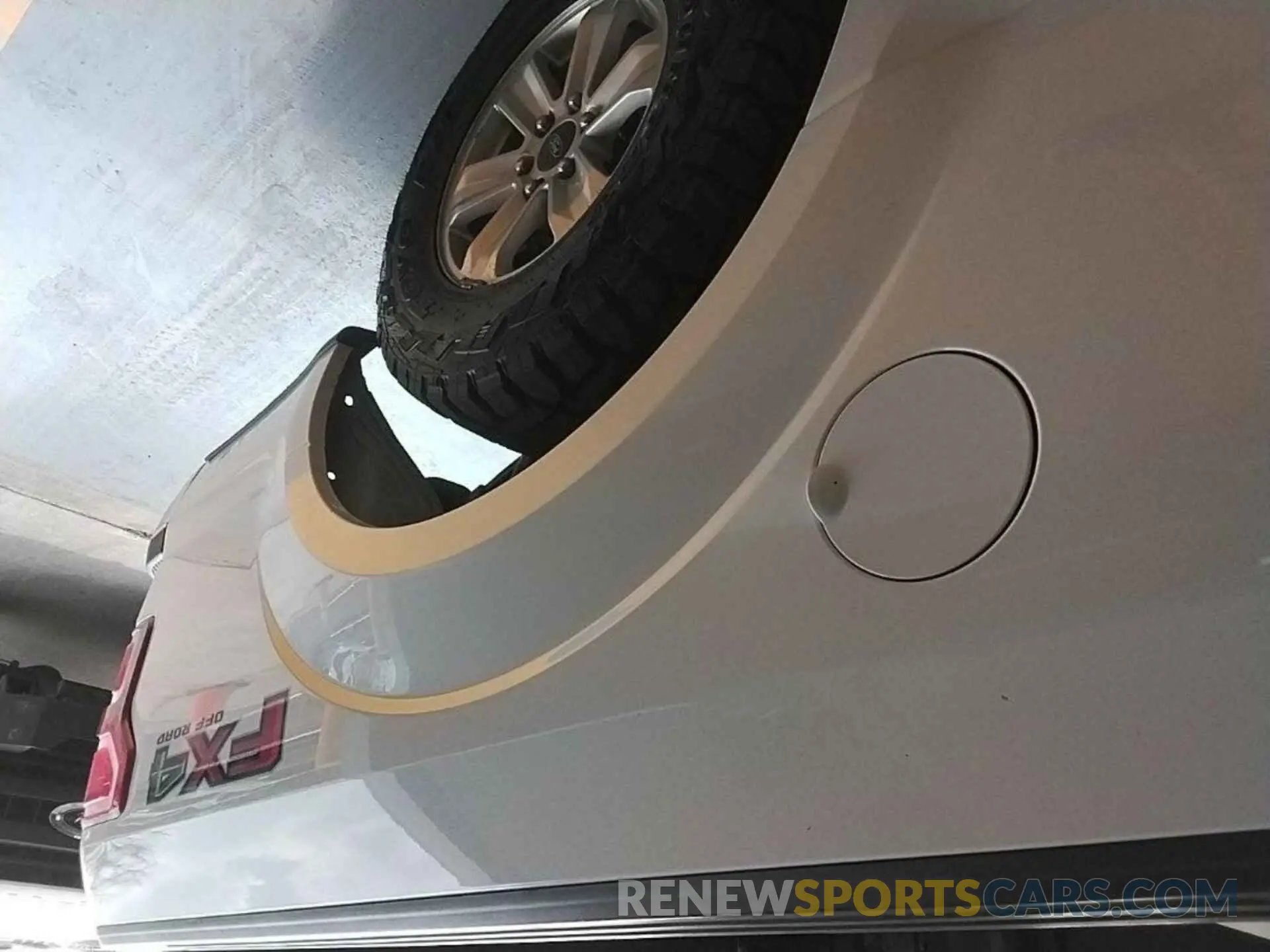 22 Photograph of a damaged car 1FTFW1E50KKE24501 FORD F-150 2019