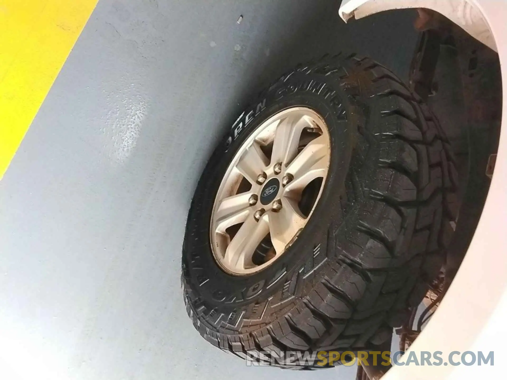 6 Photograph of a damaged car 1FTFW1E50KKE24501 FORD F-150 2019