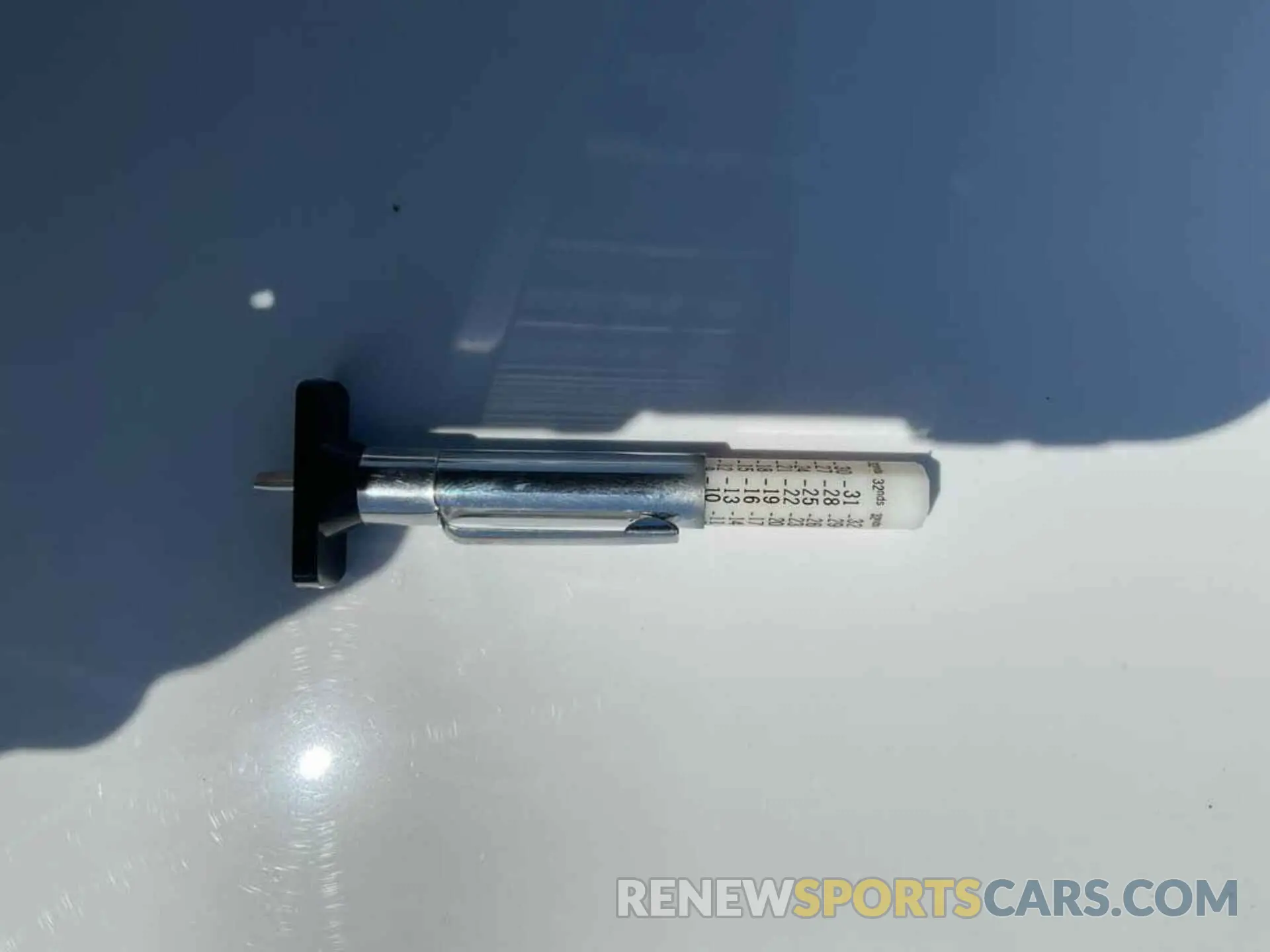 18 Photograph of a damaged car 1FTFW1E51KKE63632 FORD F-150 2019