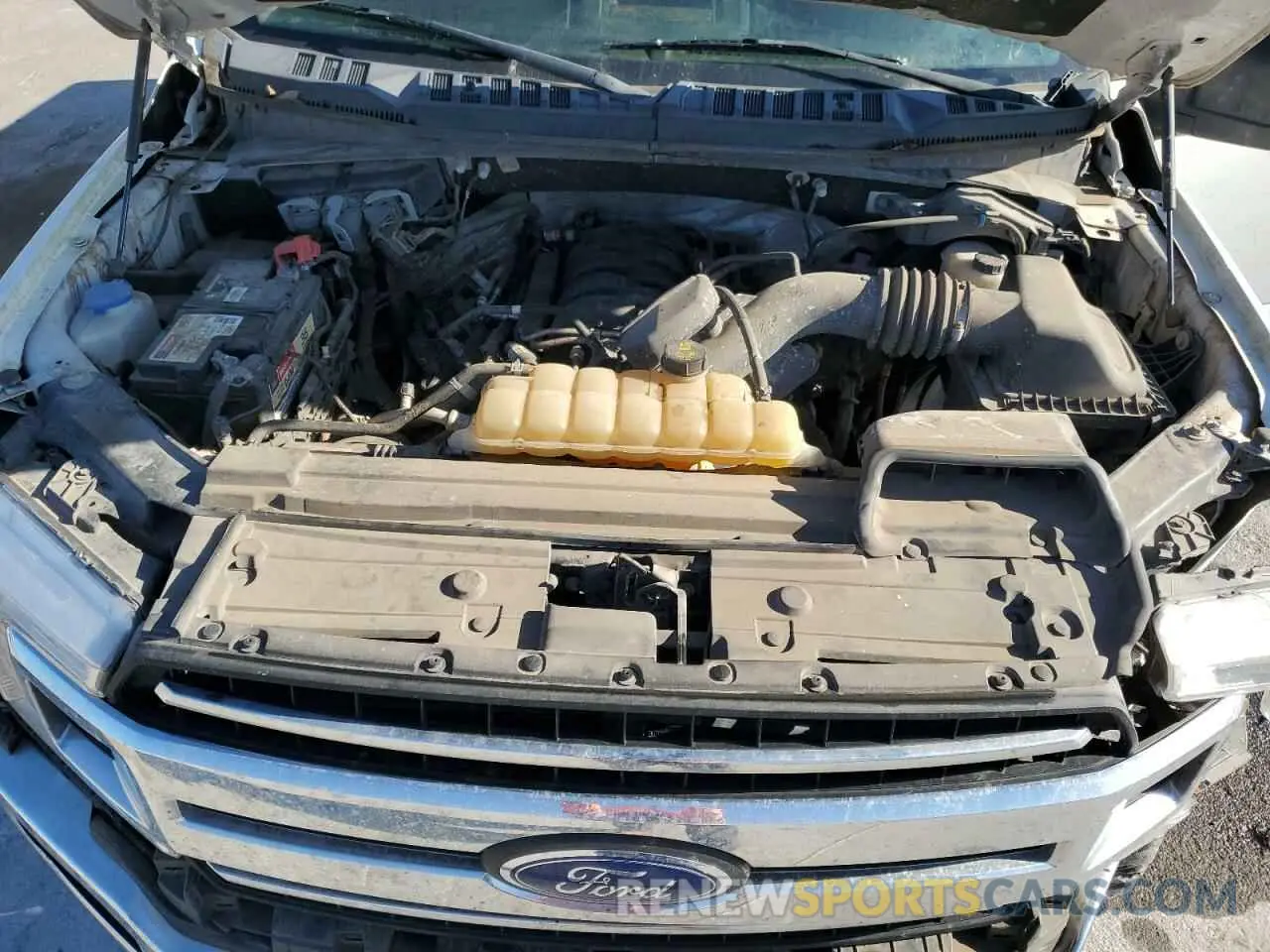 11 Photograph of a damaged car 1FTFW1E52KFB69942 FORD F-150 2019