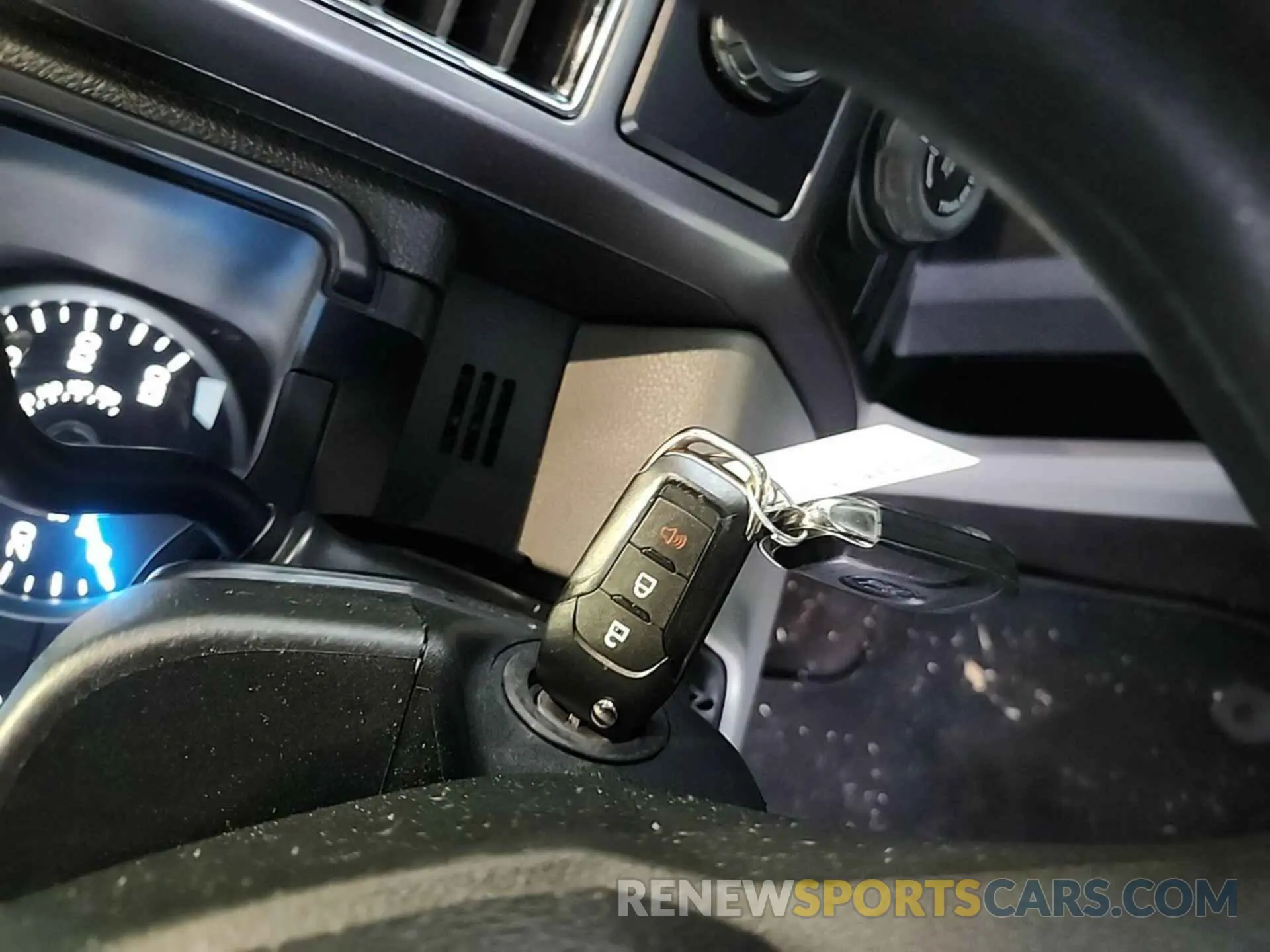 10 Photograph of a damaged car 1FTFW1E54KKC92441 FORD F-150 2019