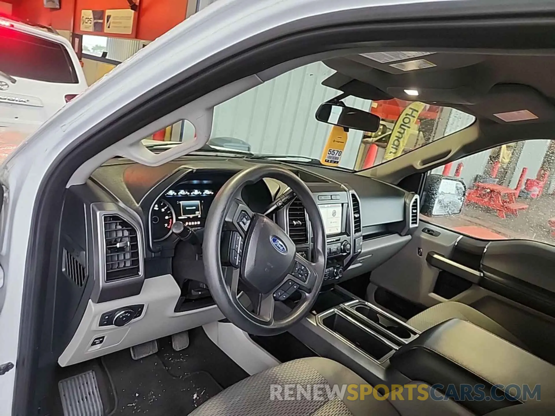 11 Photograph of a damaged car 1FTFW1E54KKC92441 FORD F-150 2019