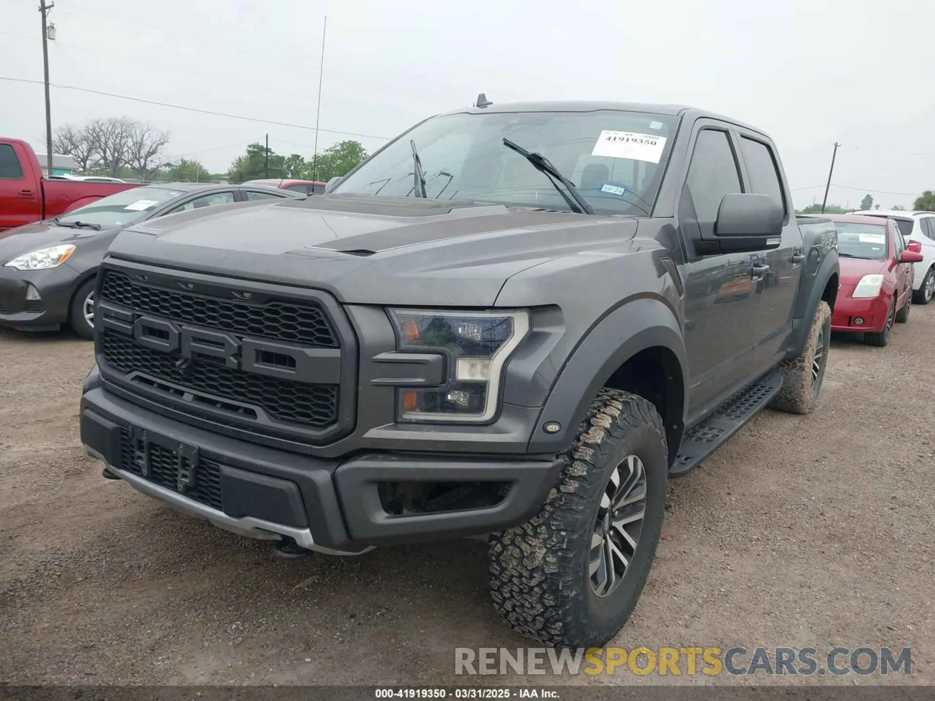 6 Фотография поврежденного автомобиля 1FTFW1RG1KFB68373 FORD F-150 2019
