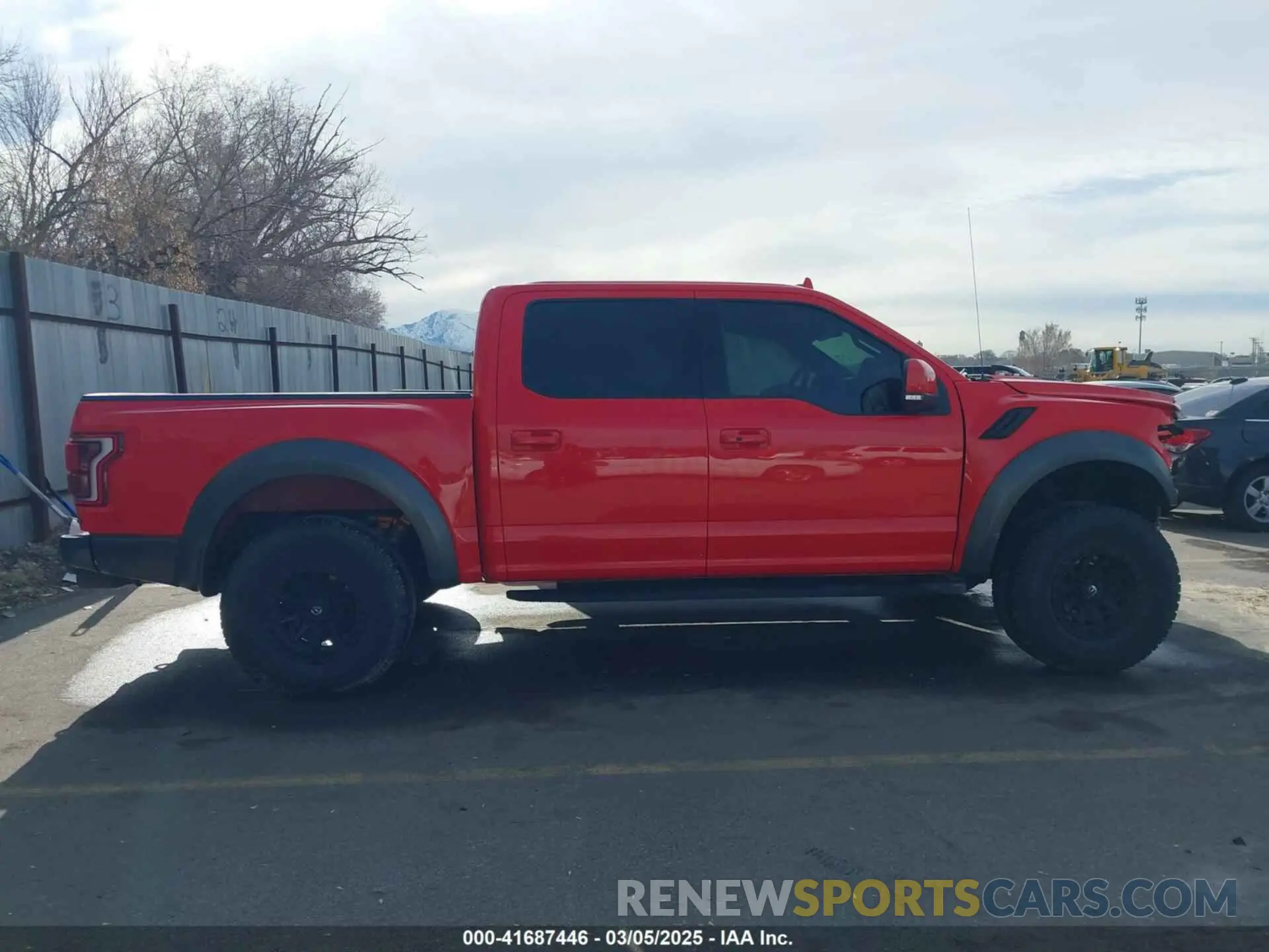 14 Фотография поврежденного автомобиля 1FTFW1RG2KFC87386 FORD F-150 2019