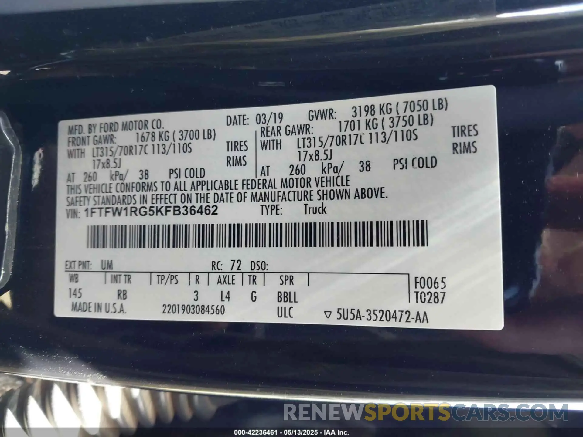 9 Photograph of a damaged car 1FTFW1RG5KFB36462 FORD F-150 2019