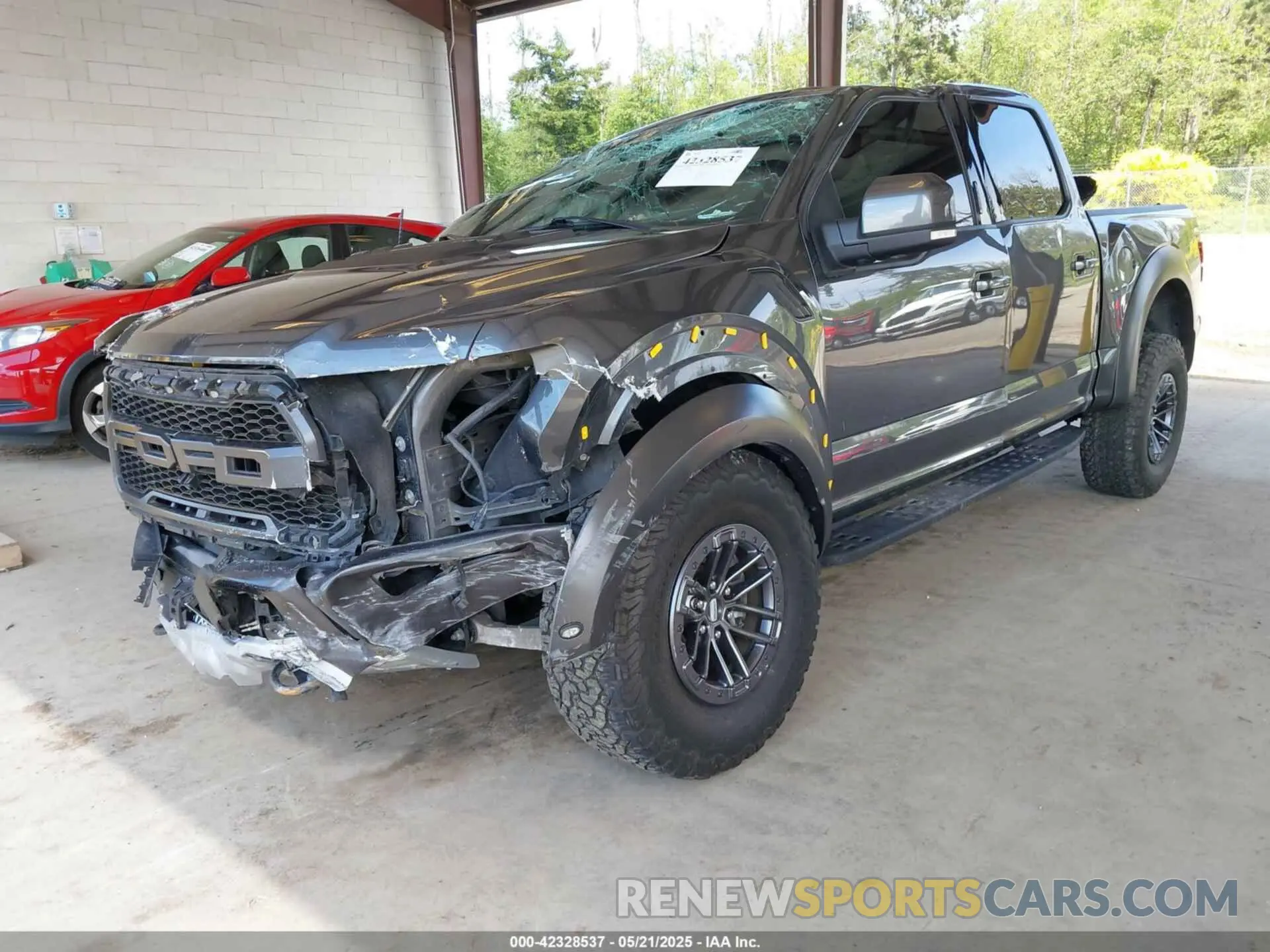 2 Photograph of a damaged car 1FTFW1RG5KFC70999 FORD F-150 2019