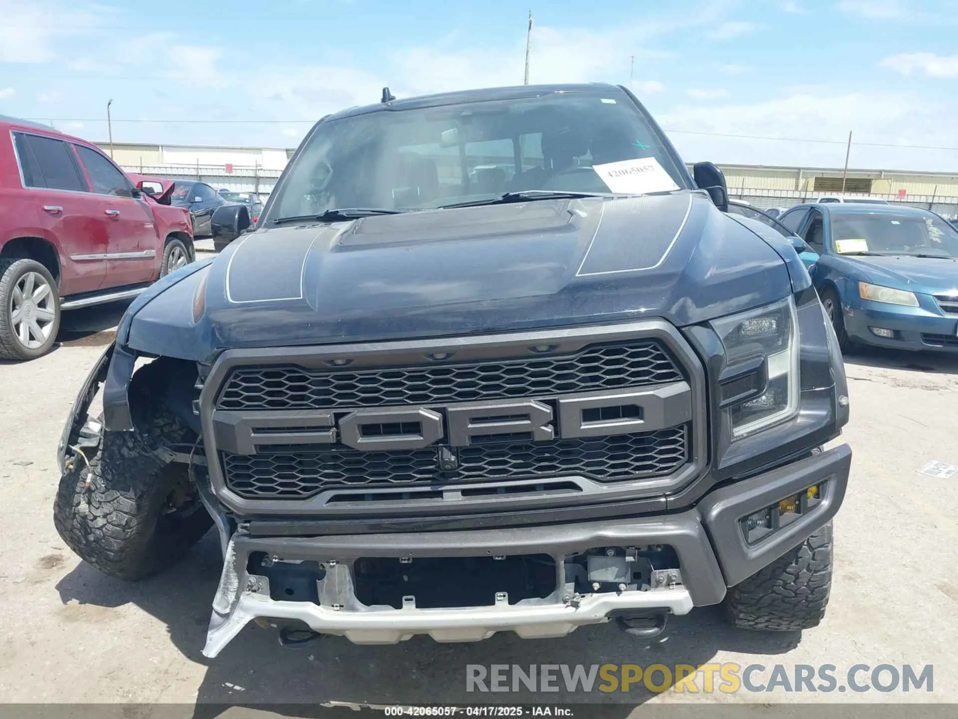 12 Фотография поврежденного автомобиля 1FTFW1RG6KFD00172 FORD F-150 2019