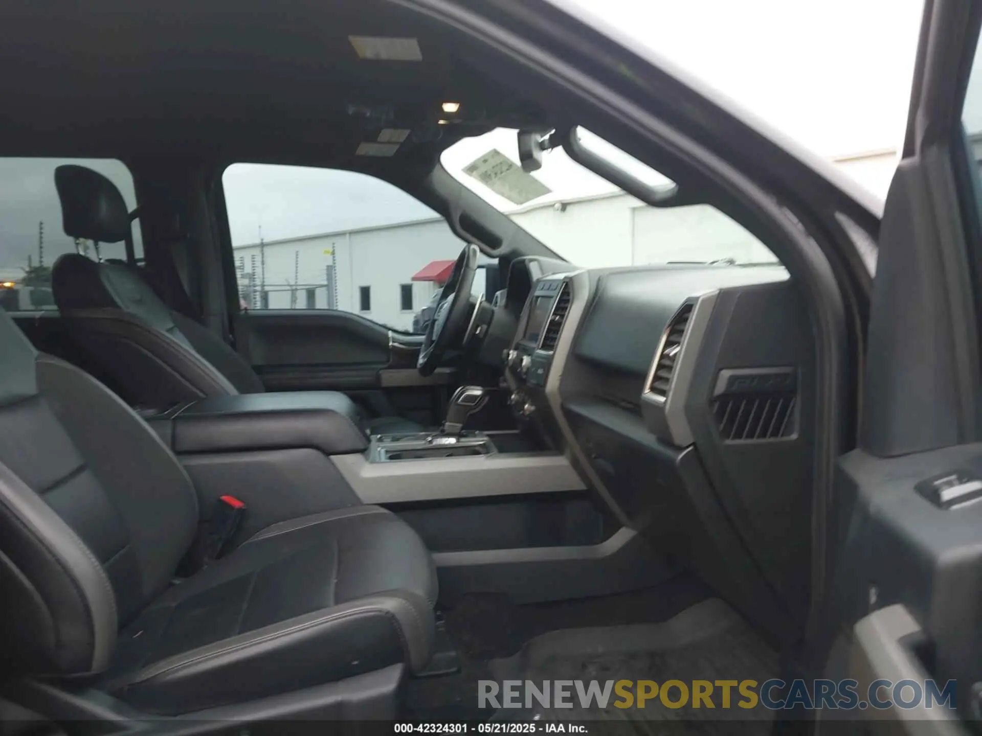 5 Photograph of a damaged car 1FTFW1RG8KFD42729 FORD F-150 2019
