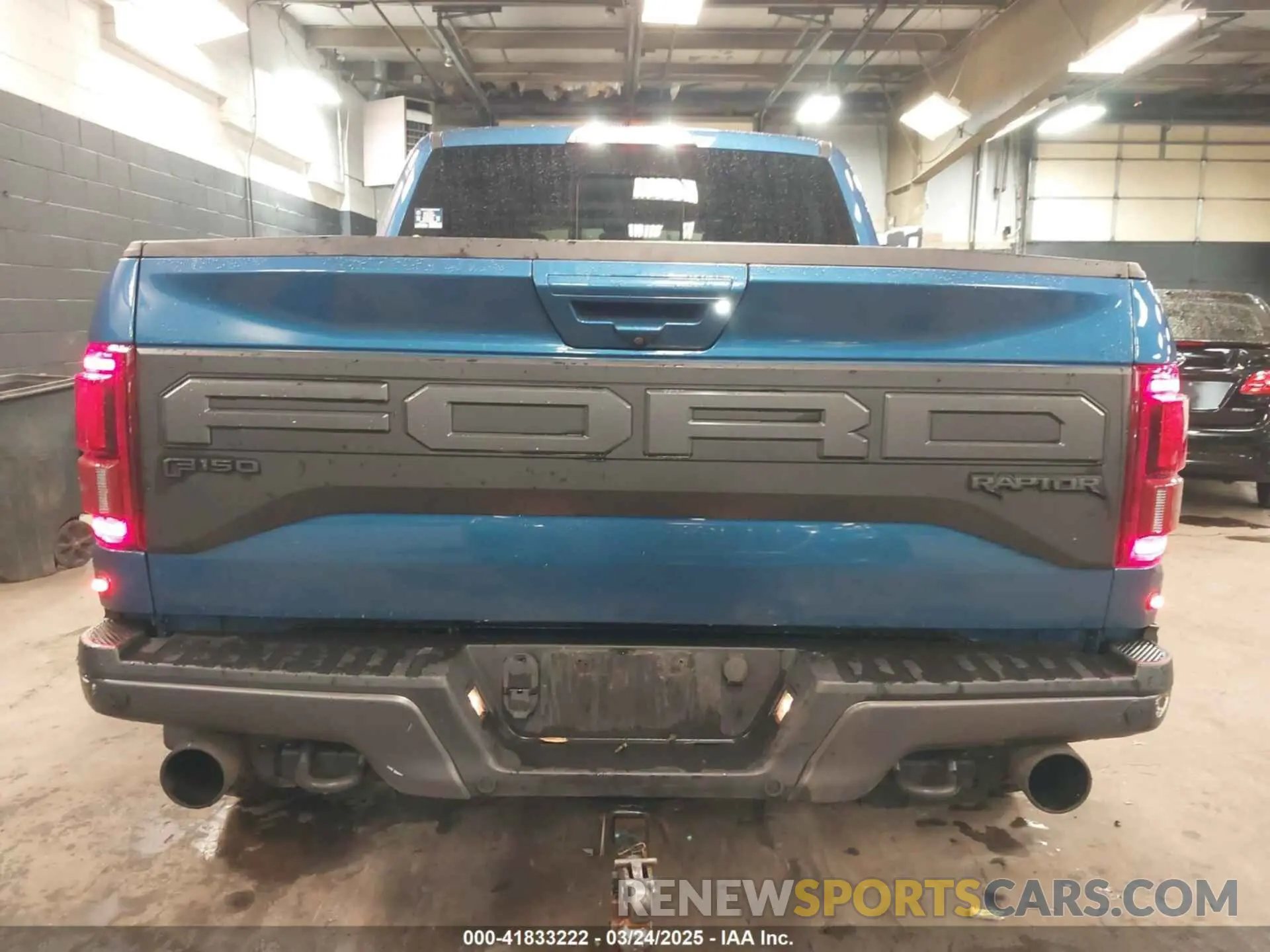 17 Photograph of a damaged car 1FTFW1RG9KFA40236 FORD F-150 2019