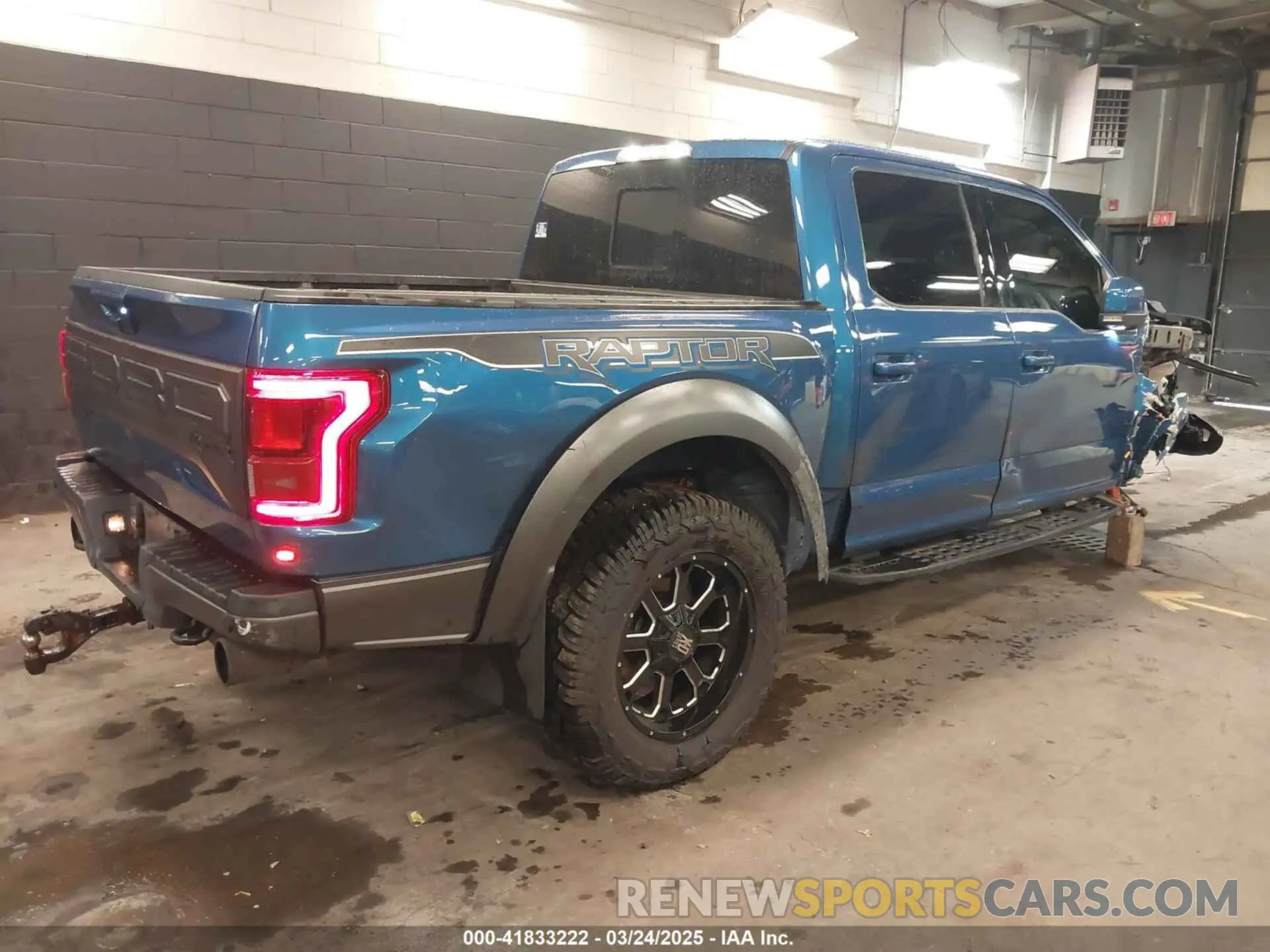4 Photograph of a damaged car 1FTFW1RG9KFA40236 FORD F-150 2019