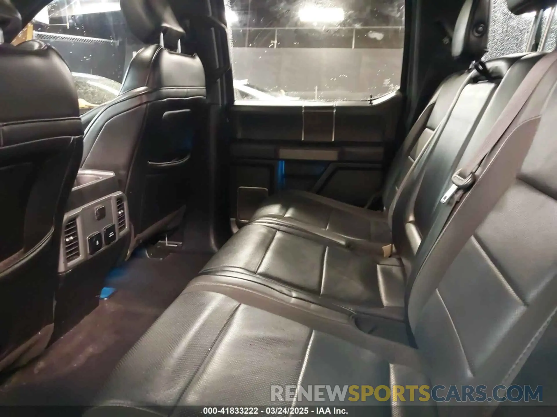 8 Photograph of a damaged car 1FTFW1RG9KFA40236 FORD F-150 2019