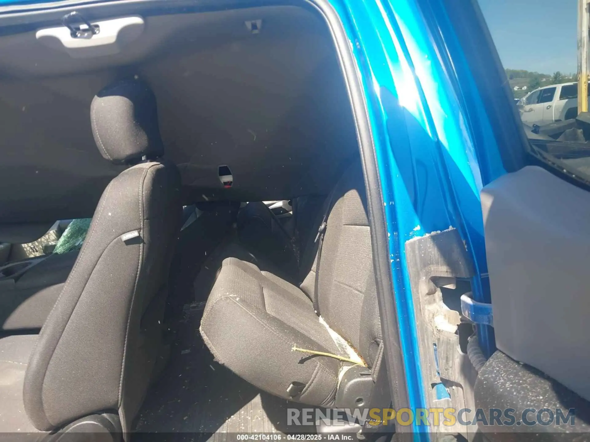 8 Photograph of a damaged car 1FTFX1E42KKE74885 FORD F-150 2019