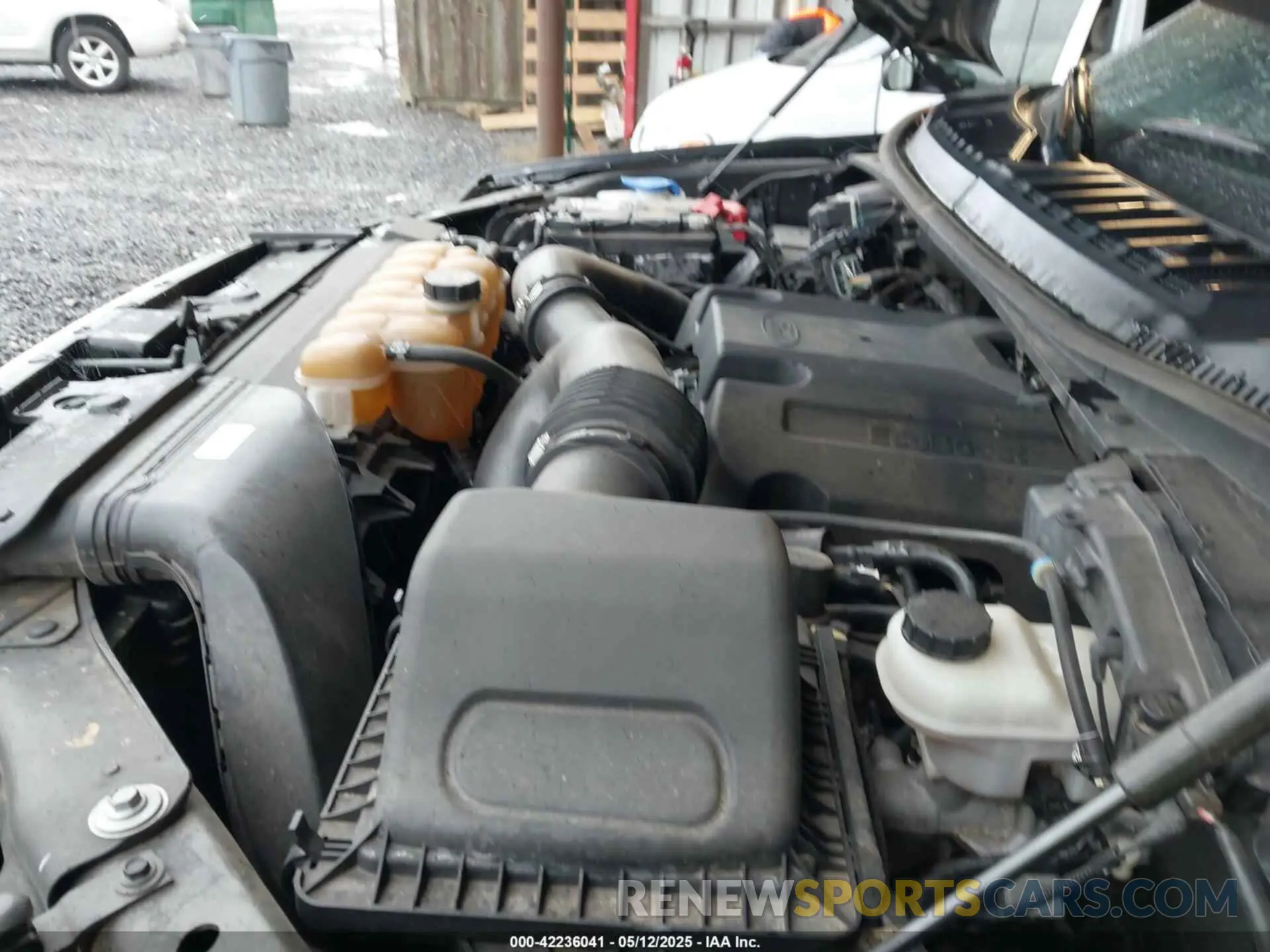 10 Photograph of a damaged car 1FTFX1E45KKD62811 FORD F-150 2019