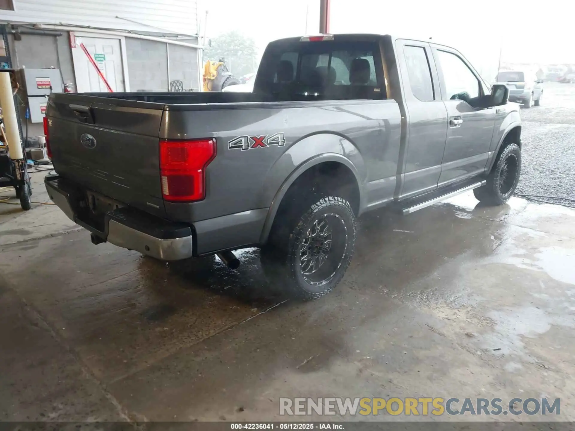 4 Photograph of a damaged car 1FTFX1E45KKD62811 FORD F-150 2019