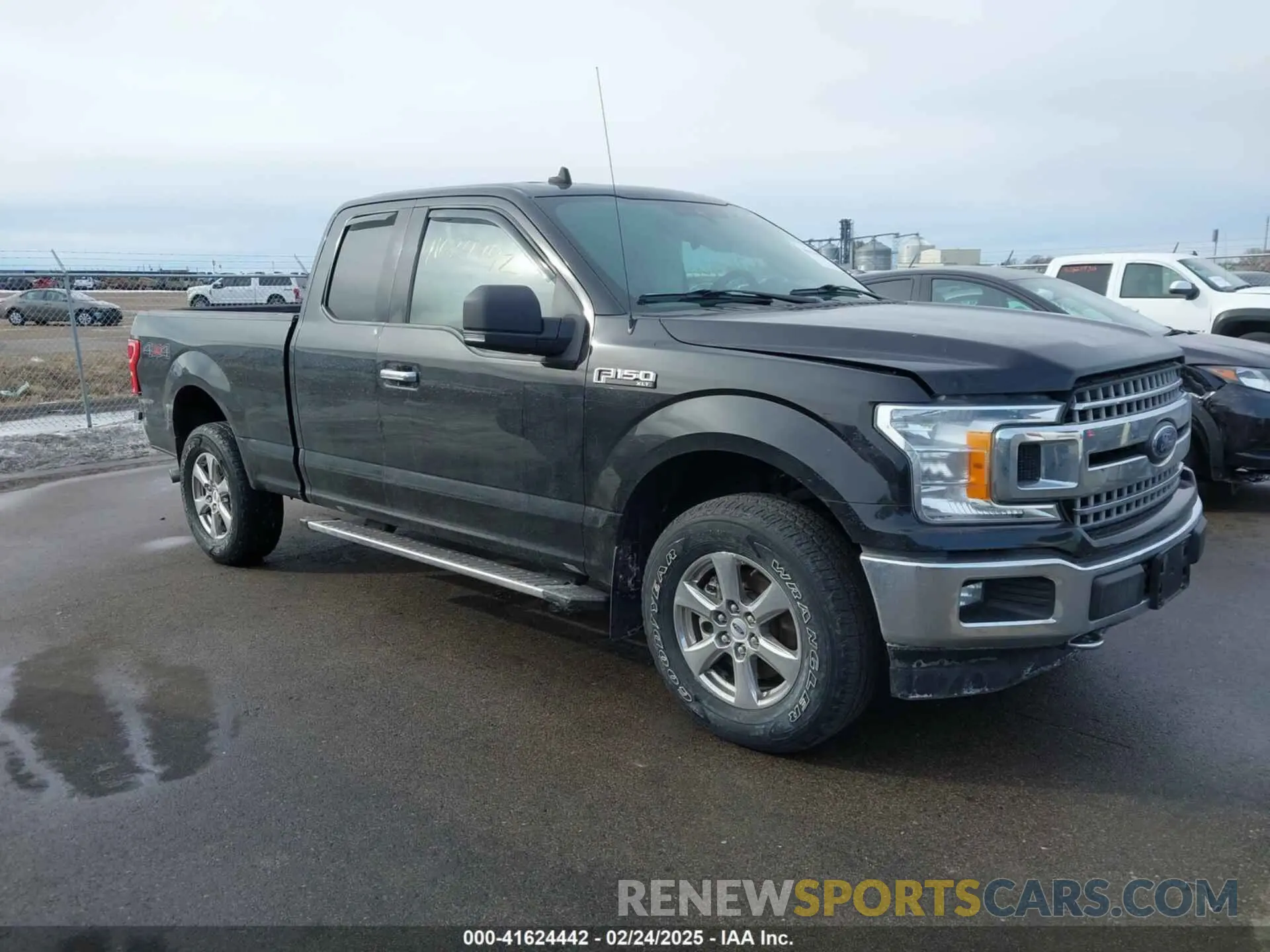 13 Photograph of a damaged car 1FTFX1E53KKC69293 FORD F-150 2019