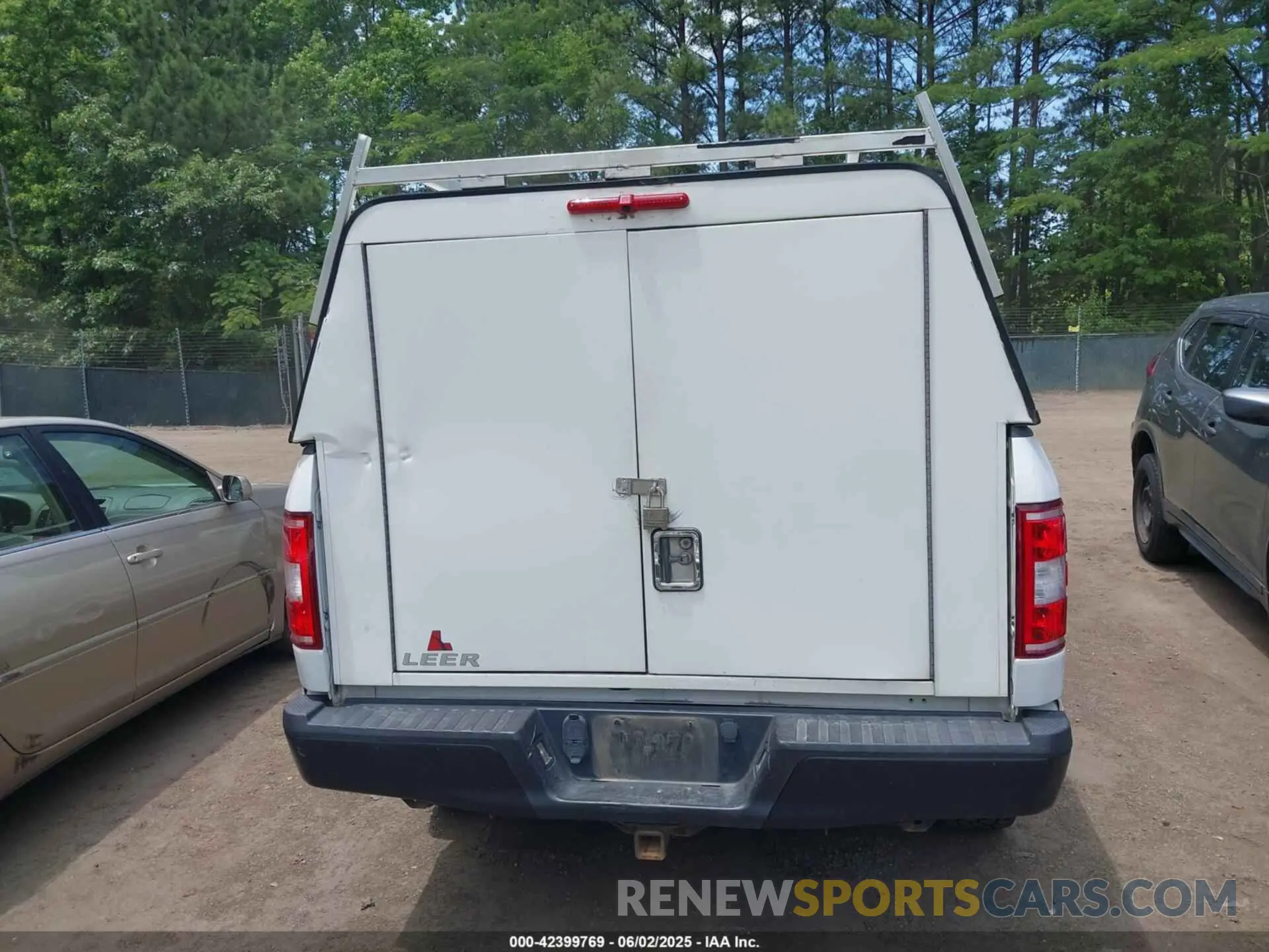 16 Photograph of a damaged car 1FTFX1E56KFA30894 FORD F-150 2019
