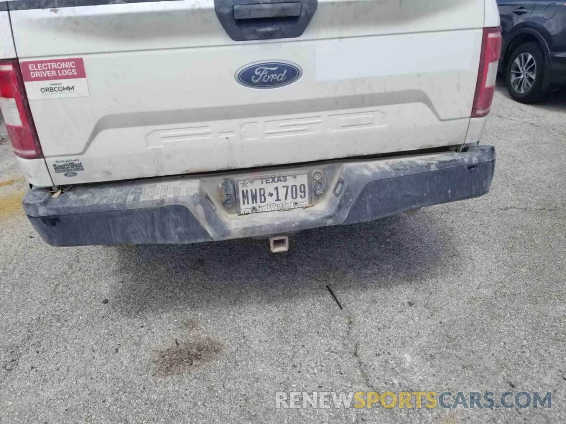 21 Photograph of a damaged car 1FTFX1E57KKE35203 FORD F-150 2019