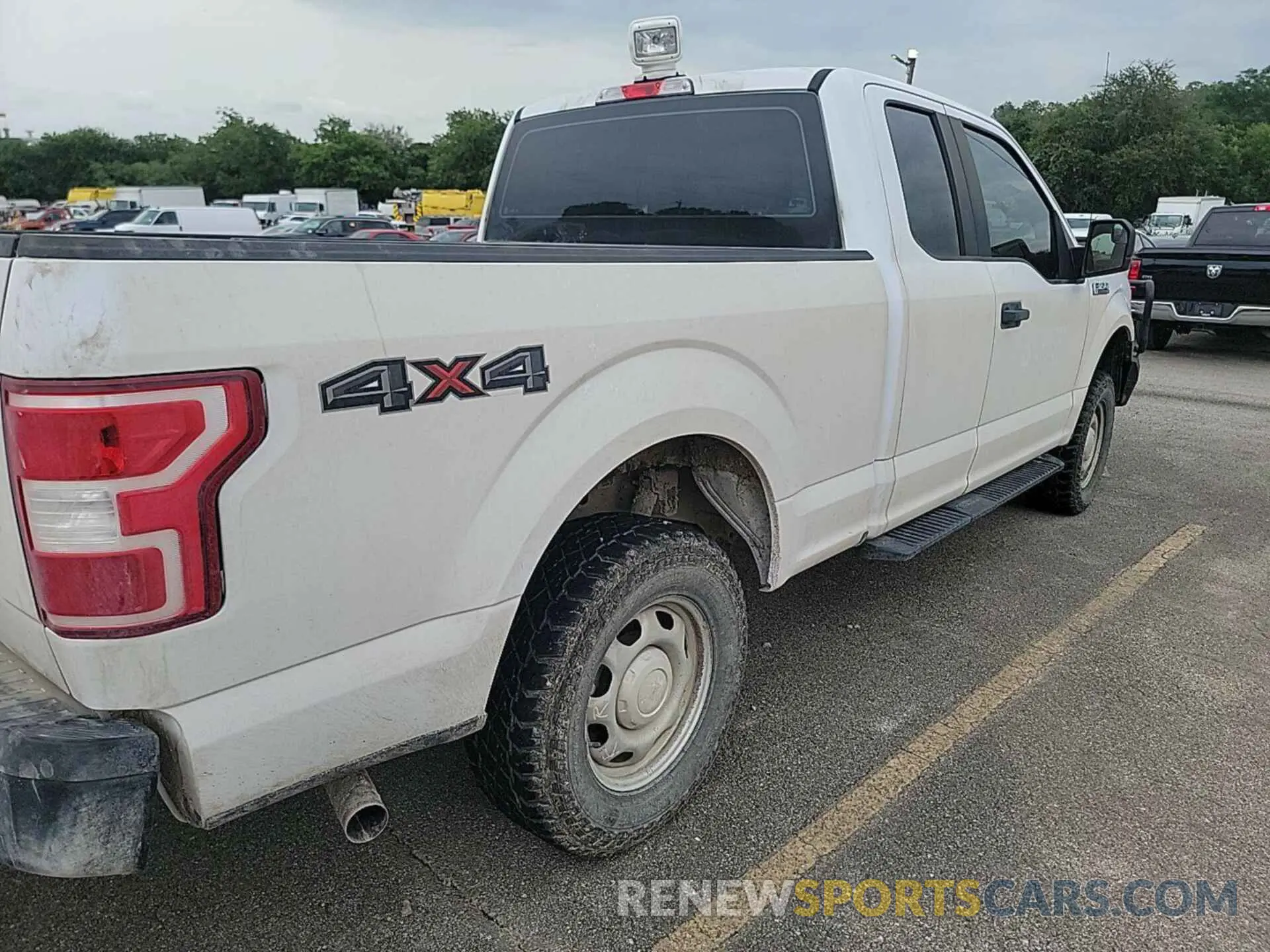 7 Photograph of a damaged car 1FTFX1E57KKE35203 FORD F-150 2019