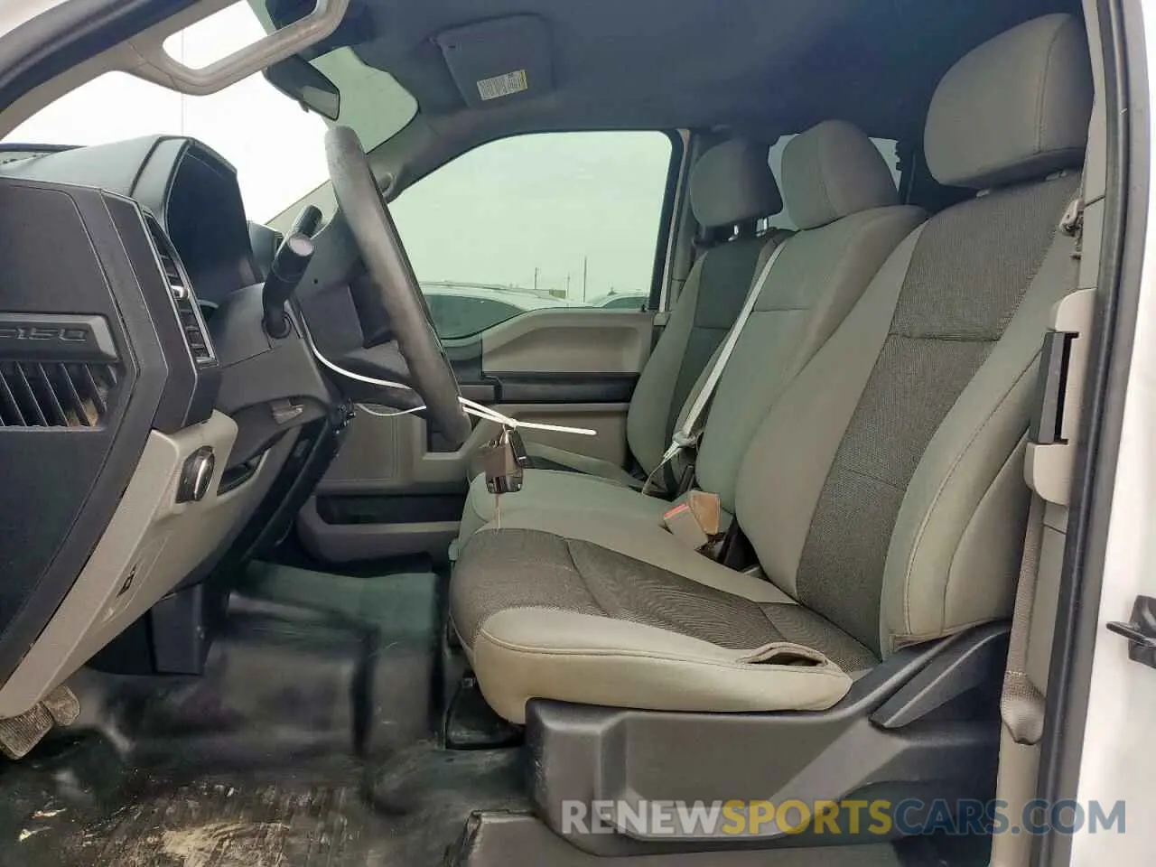 7 Photograph of a damaged car 1FTFX1E58KKE84670 FORD F-150 2019