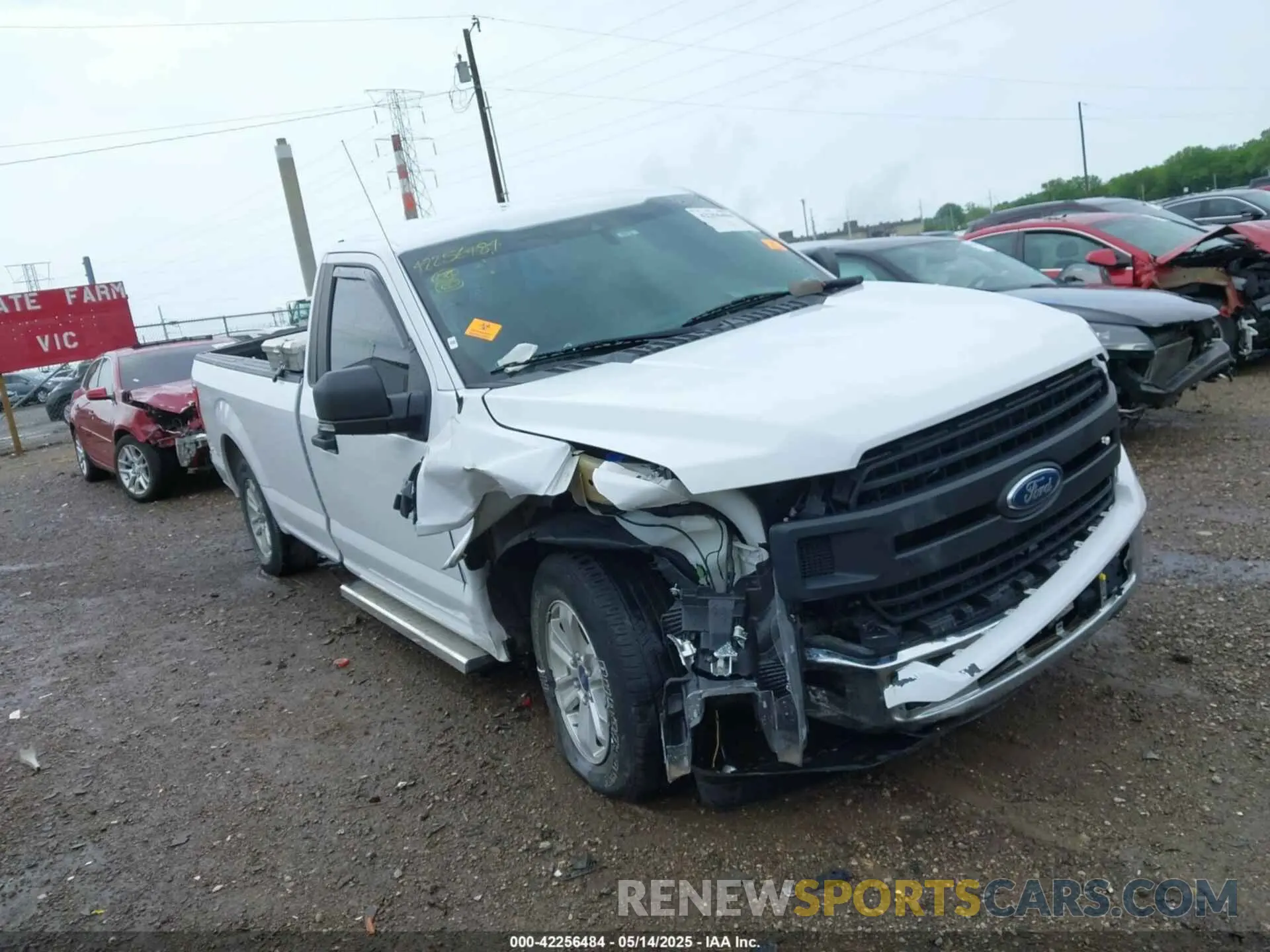1 Фотография поврежденного автомобиля 1FTMF1C52KKD08601 FORD F-150 2019