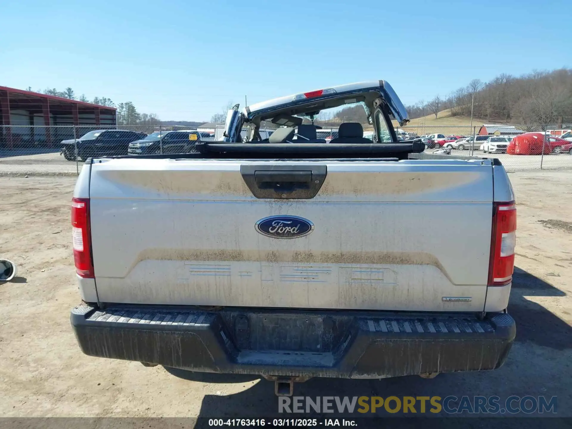 17 Photograph of a damaged car 1FTMF1CPXKKC81522 FORD F-150 2019