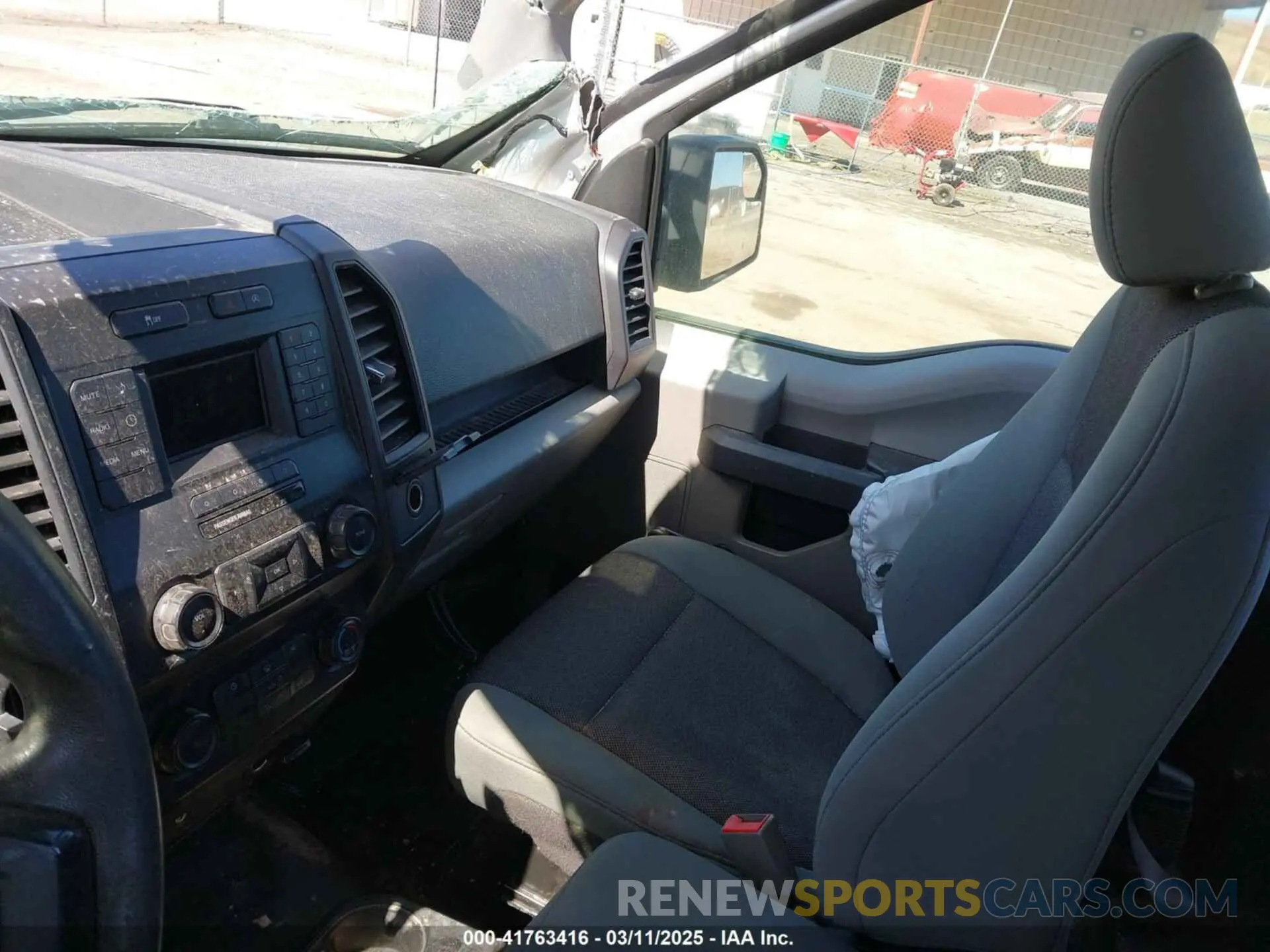 5 Photograph of a damaged car 1FTMF1CPXKKC81522 FORD F-150 2019