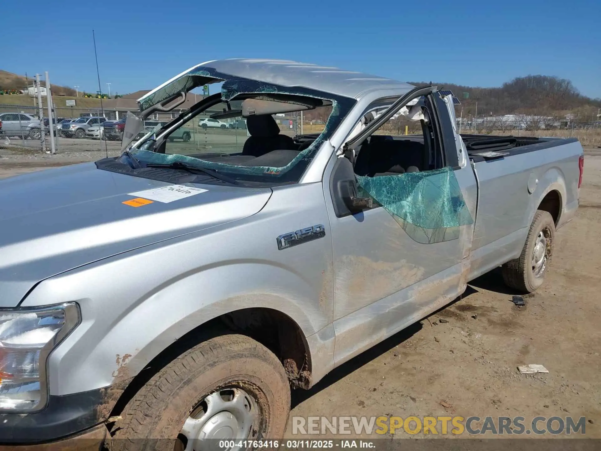 6 Photograph of a damaged car 1FTMF1CPXKKC81522 FORD F-150 2019