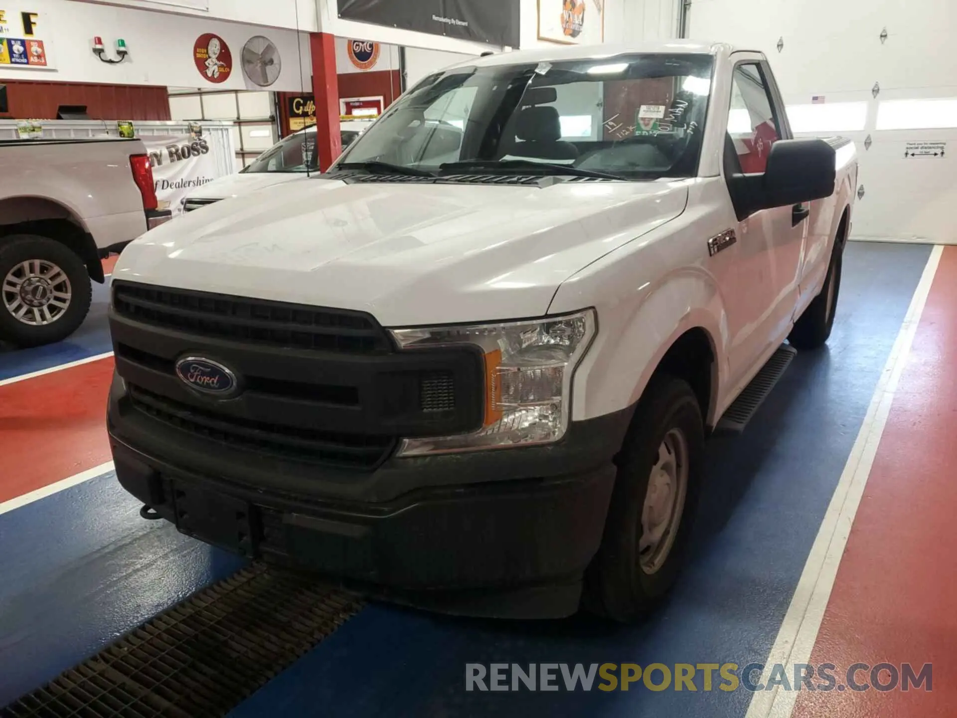 29 Photograph of a damaged car 1FTMF1EB1KKC57384 FORD F-150 2019