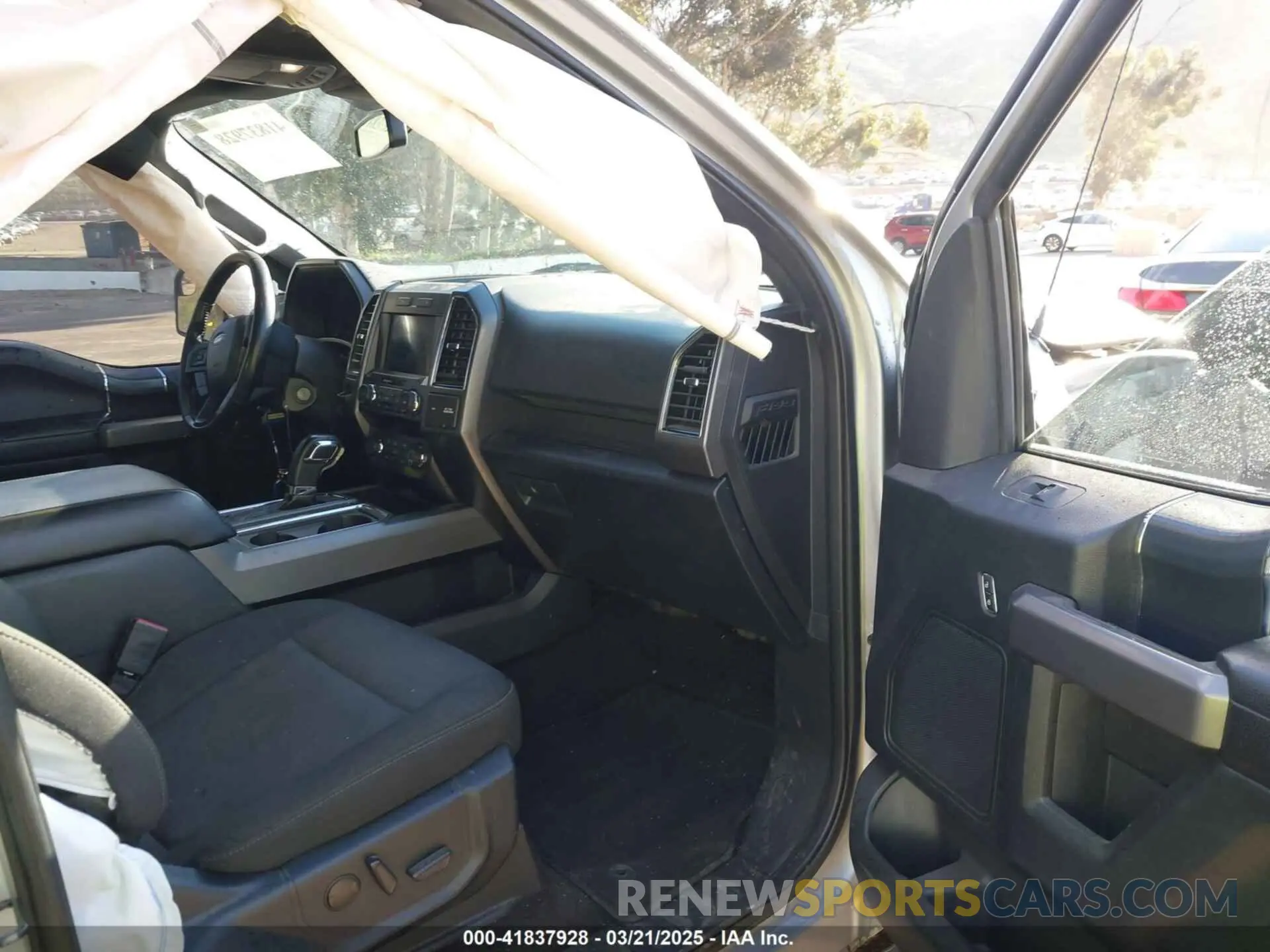 5 Photograph of a damaged car 1FTEW1C49LKD40054 FORD F-150 2020