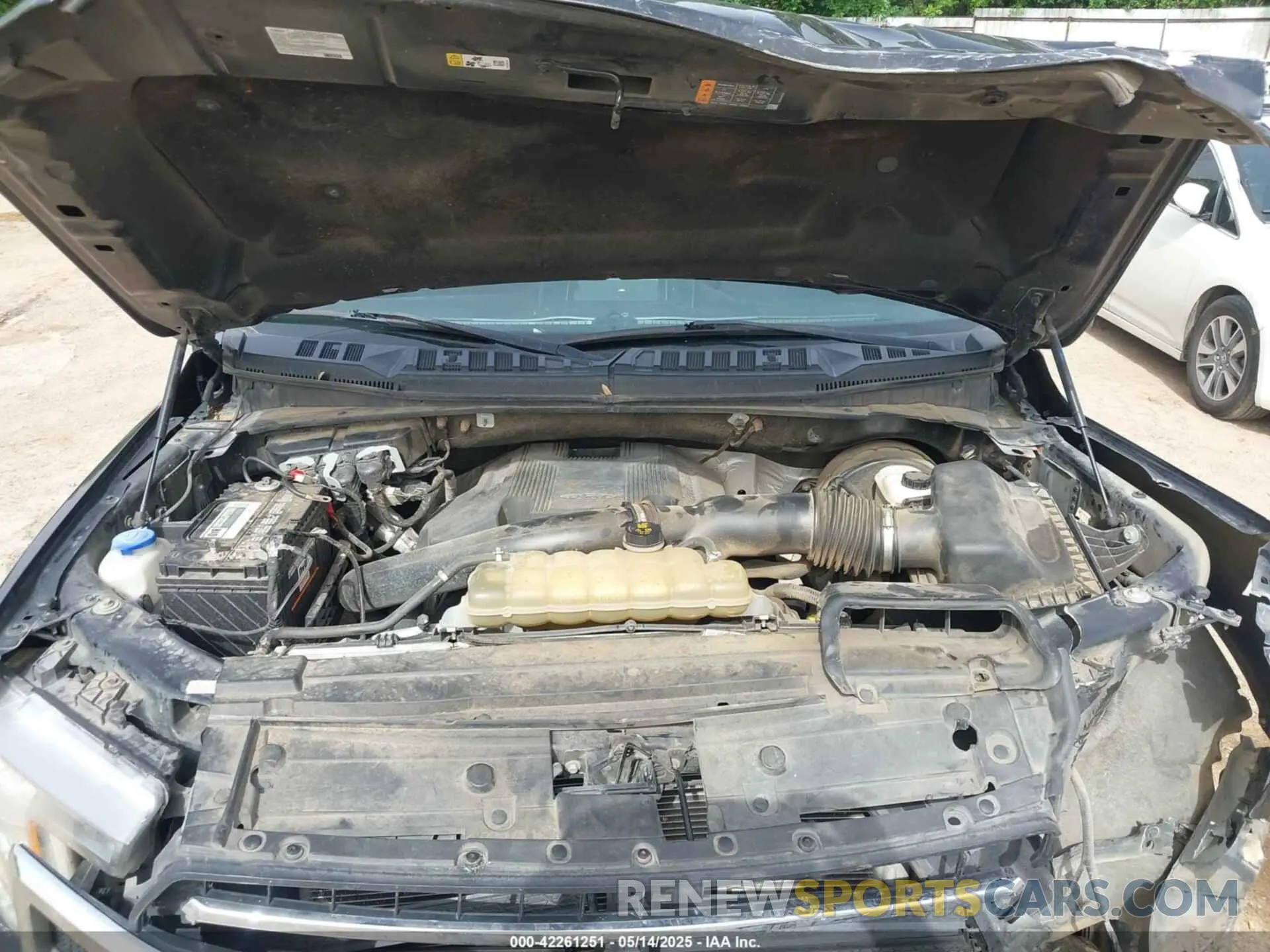 10 Photograph of a damaged car 1FTEW1C4XLKD78036 FORD F-150 2020