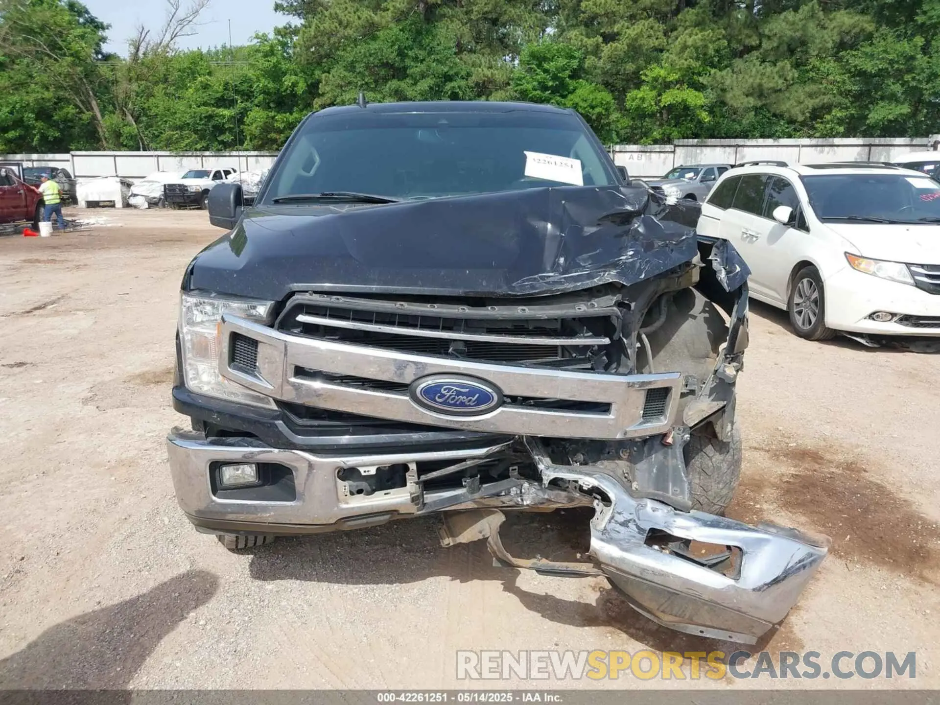 13 Photograph of a damaged car 1FTEW1C4XLKD78036 FORD F-150 2020
