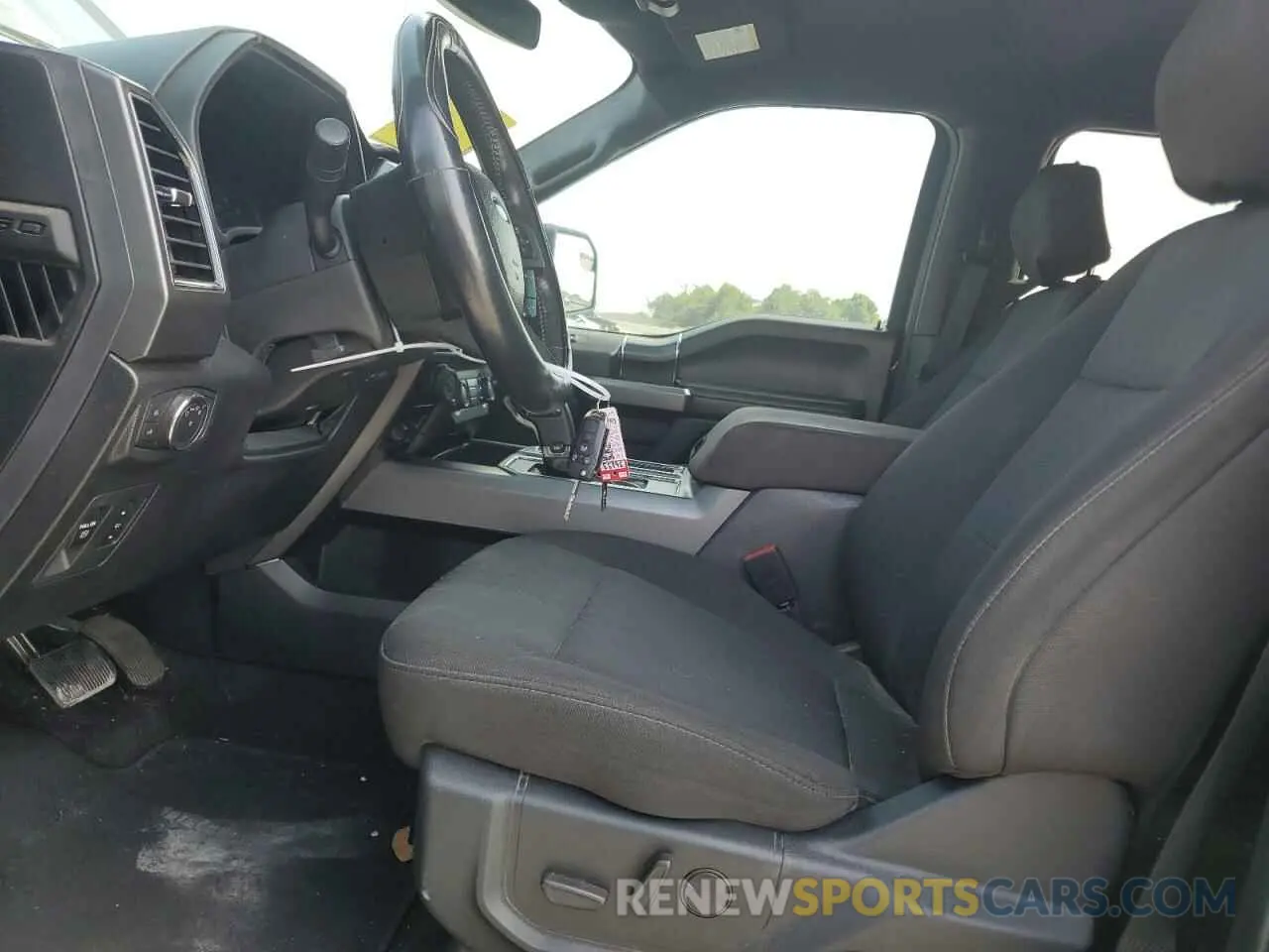 7 Photograph of a damaged car 1FTEW1C51LKF53637 FORD F-150 2020
