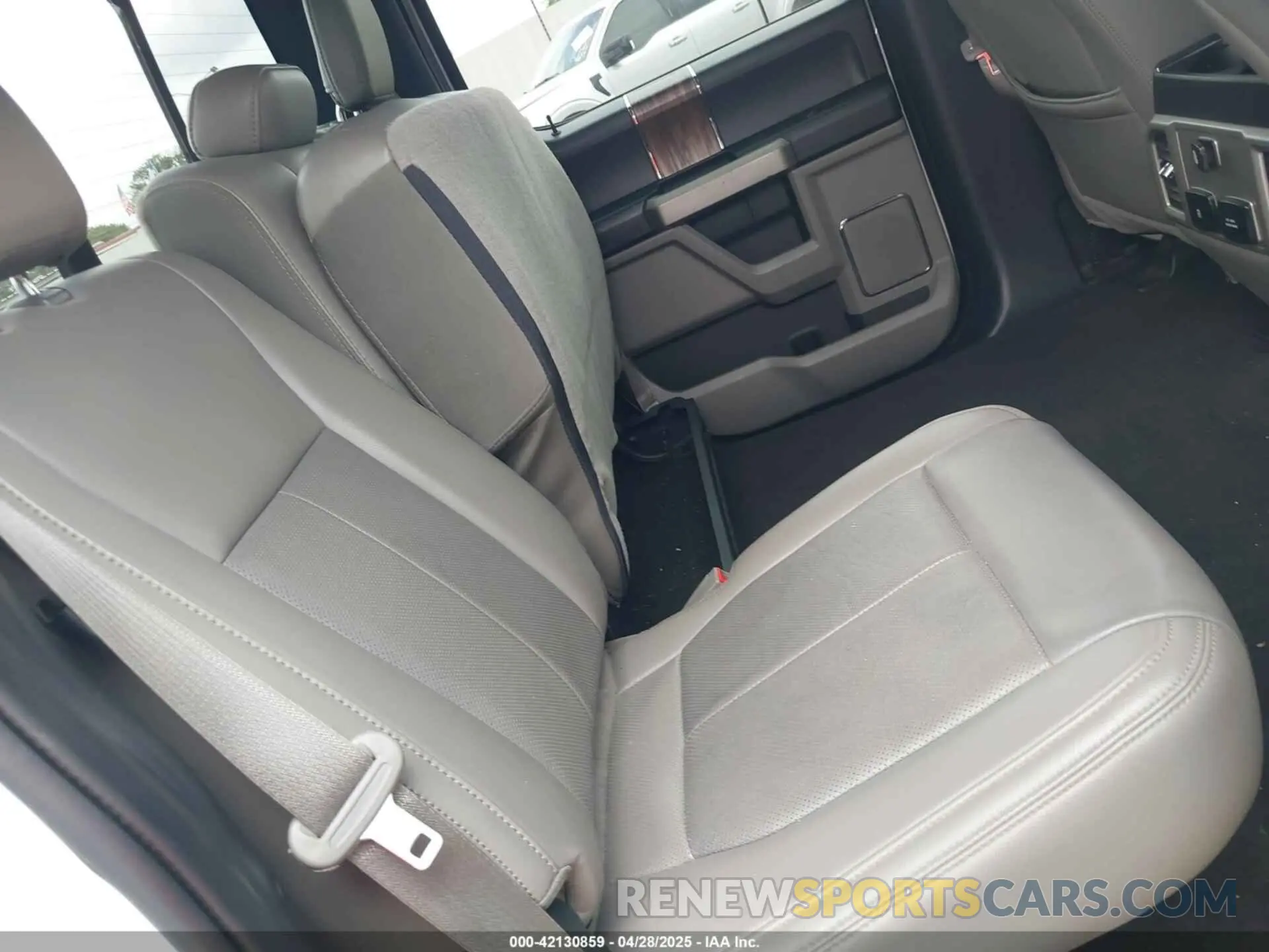 8 Фотография поврежденного автомобиля 1FTEW1C52LKD25792 FORD F-150 2020