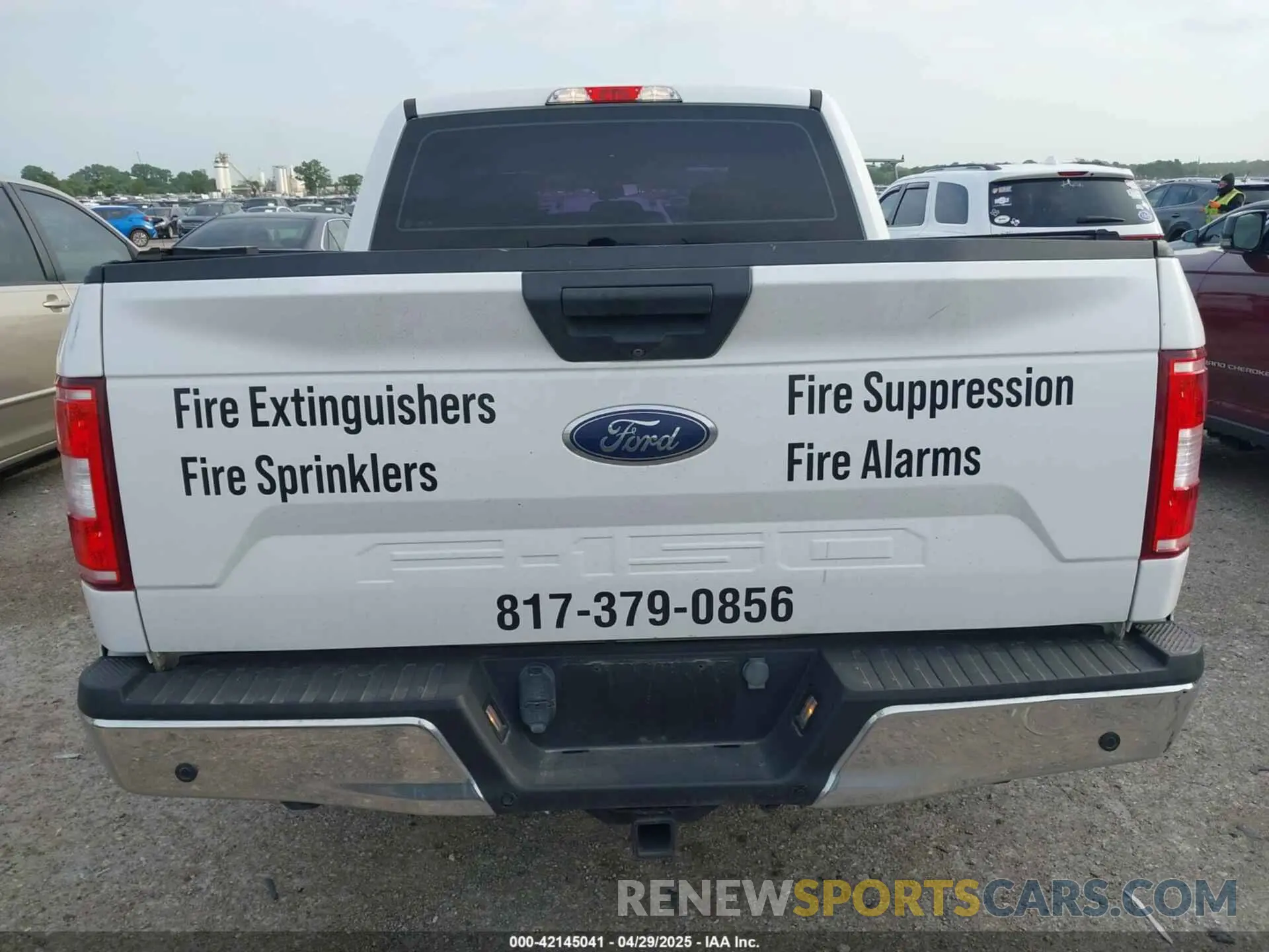 17 Photograph of a damaged car 1FTEW1CB7LKF25864 FORD F-150 2020