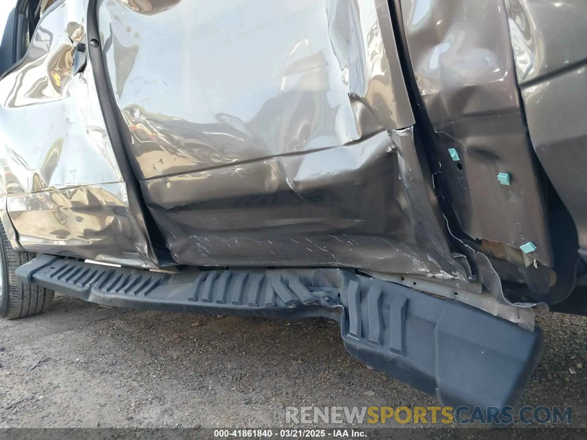 12 Photograph of a damaged car 1FTEW1CP2LFB20385 FORD F-150 2020