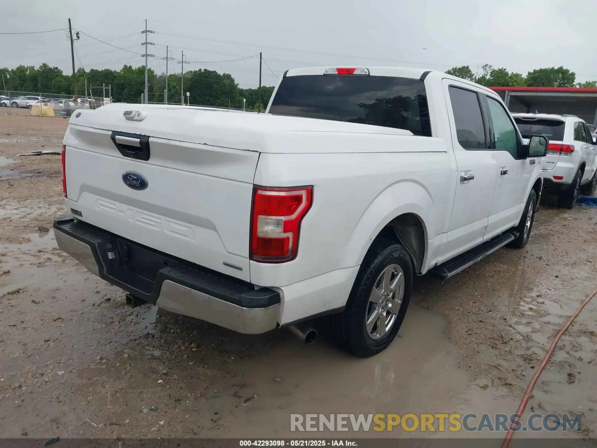 4 Photograph of a damaged car 1FTEW1CP3LFA33952 FORD F-150 2020